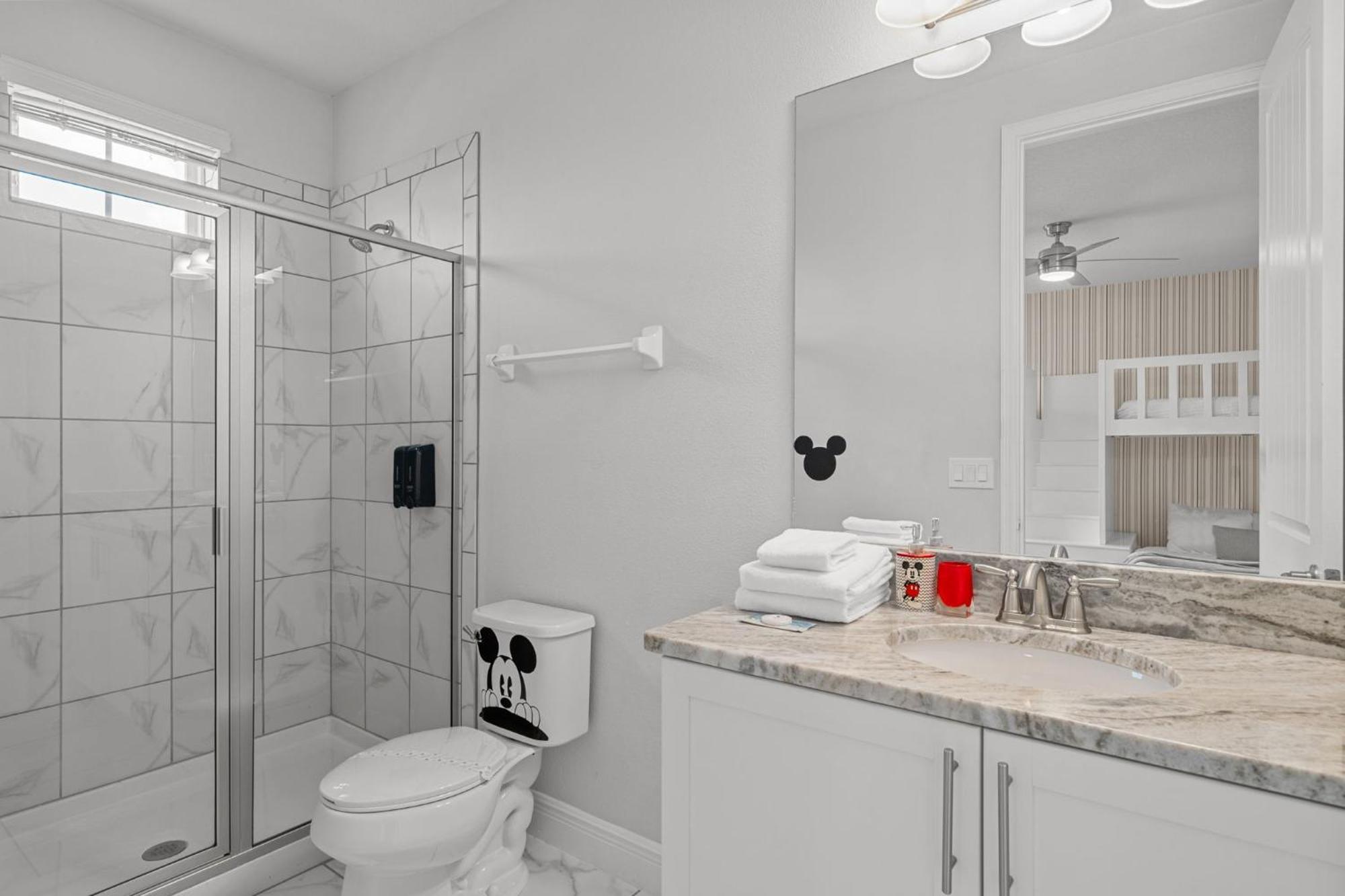 8 Bedrooms- 8 Bathrooms- Encore 7714fd *