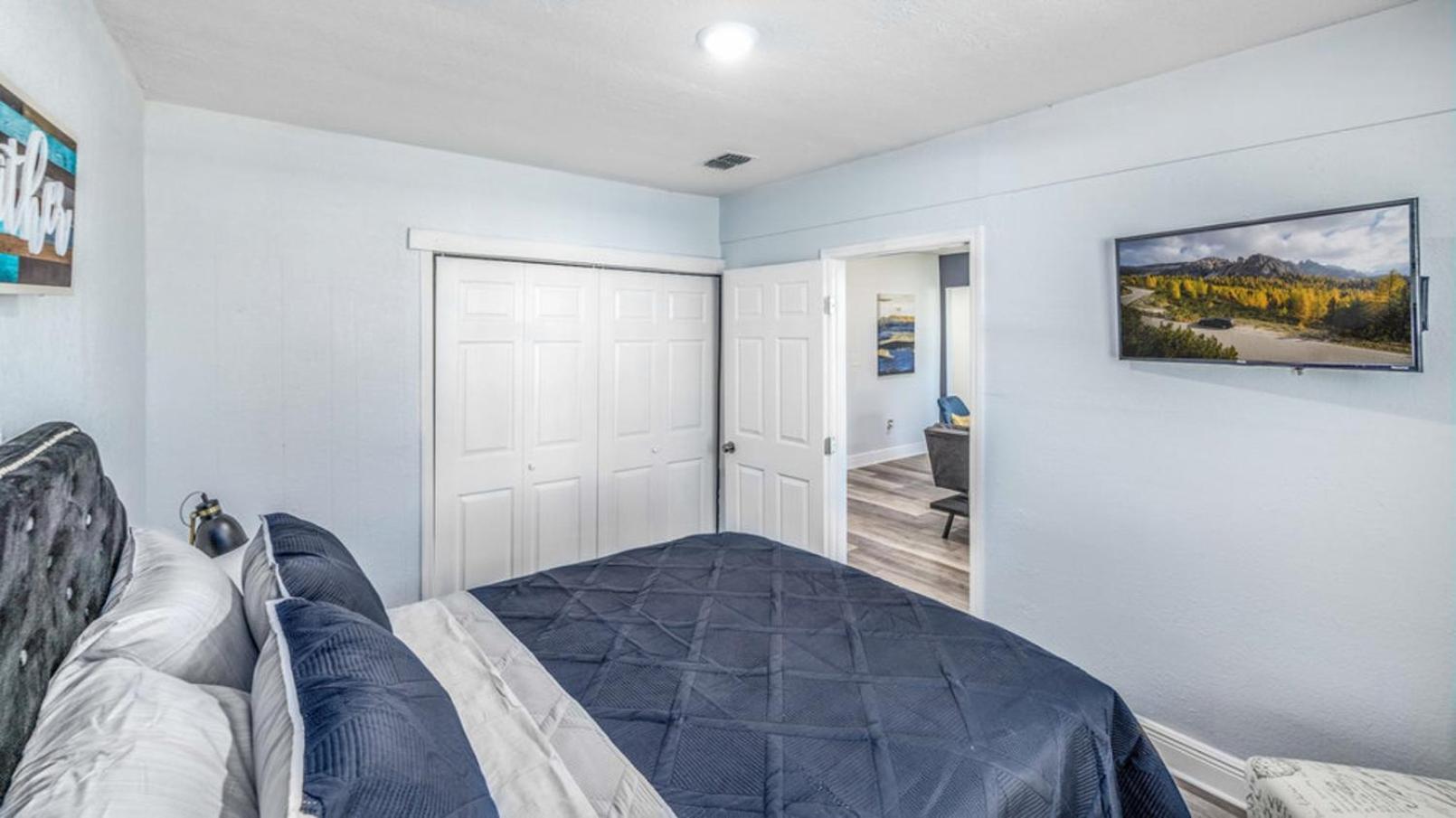 Holiday home 3Br Cozy Stay Pet Friendly Fast Wi-Fi Orlando