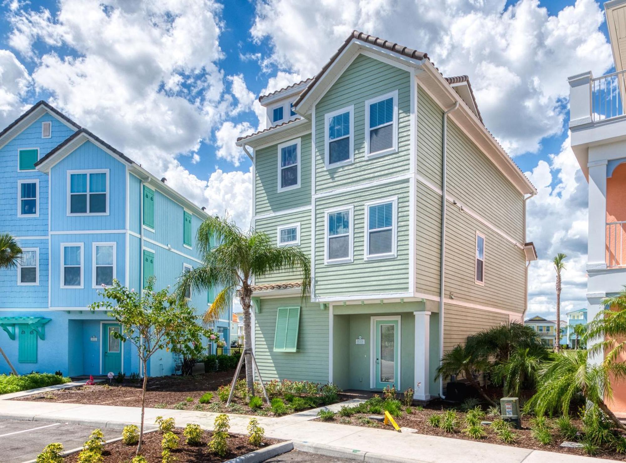 Spacious With Private Pool Near With Margaritaville Island H2o Access - 8009su Orlando