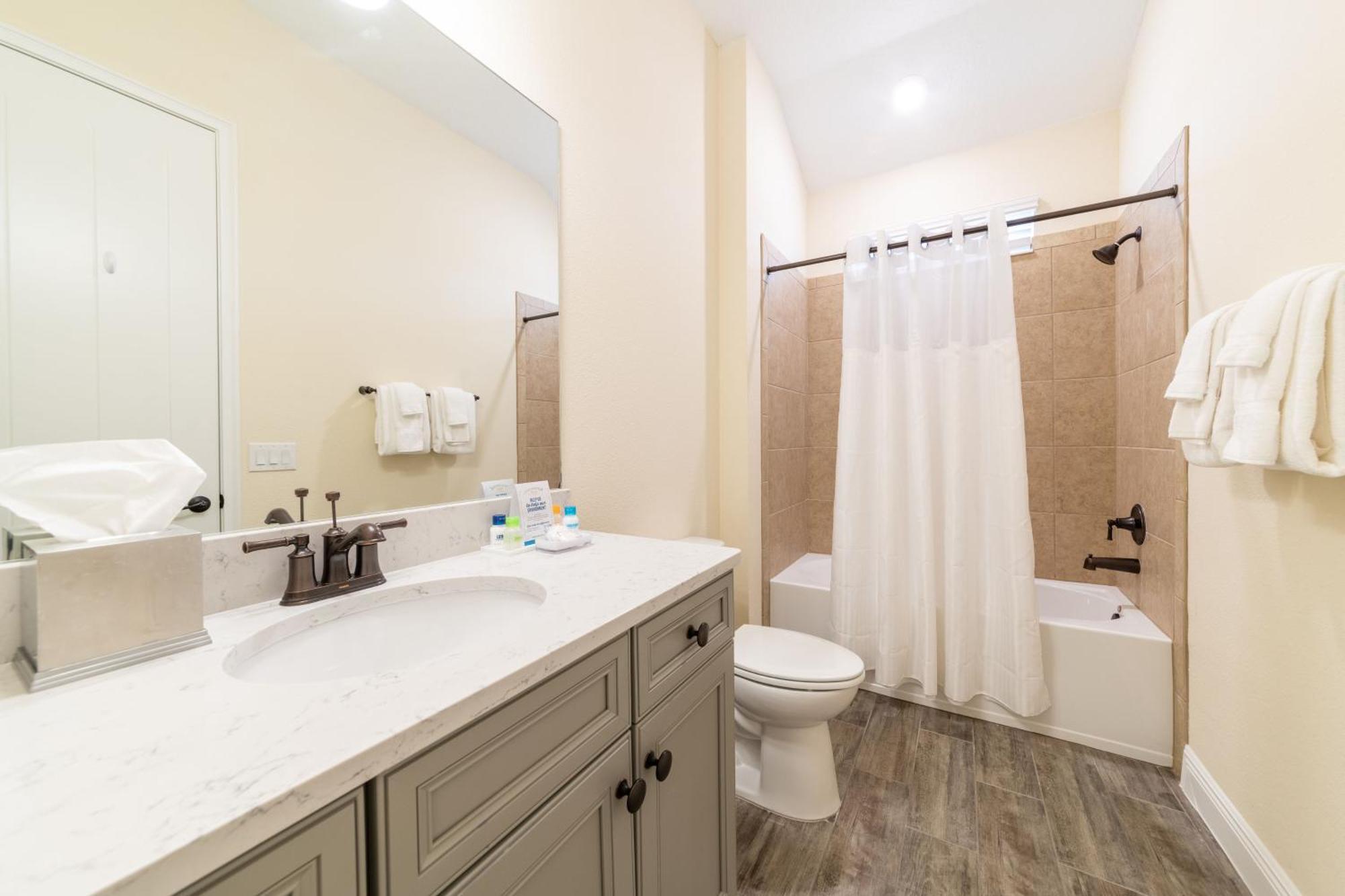 Holiday home Nautical With Private Hot Tub Near With Margaritaville Island H2o Access - 3044sr *