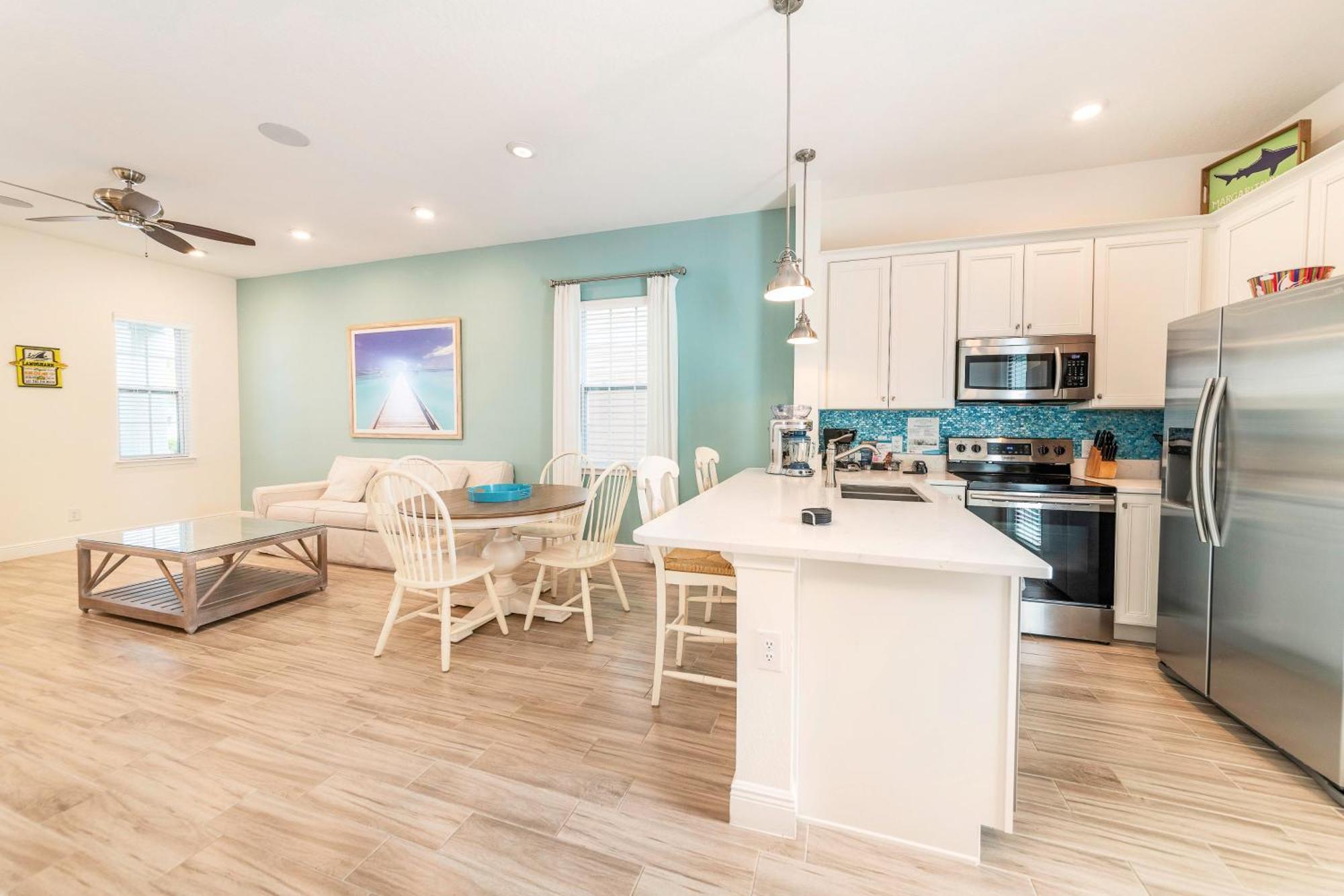 The Tipsy Islander With Hot Tub Near Disney With Margaritaville Access - 8044su Holiday home *