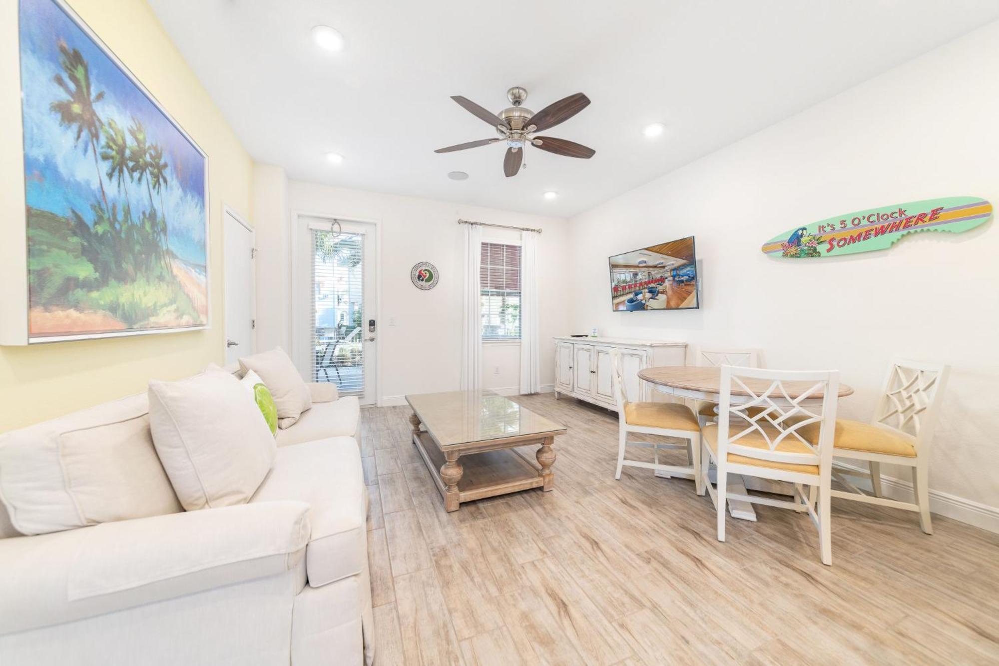 Flip Paradise With Private Hot Tub Near With Margaritaville Island H2o Access - 8004sb Orlando