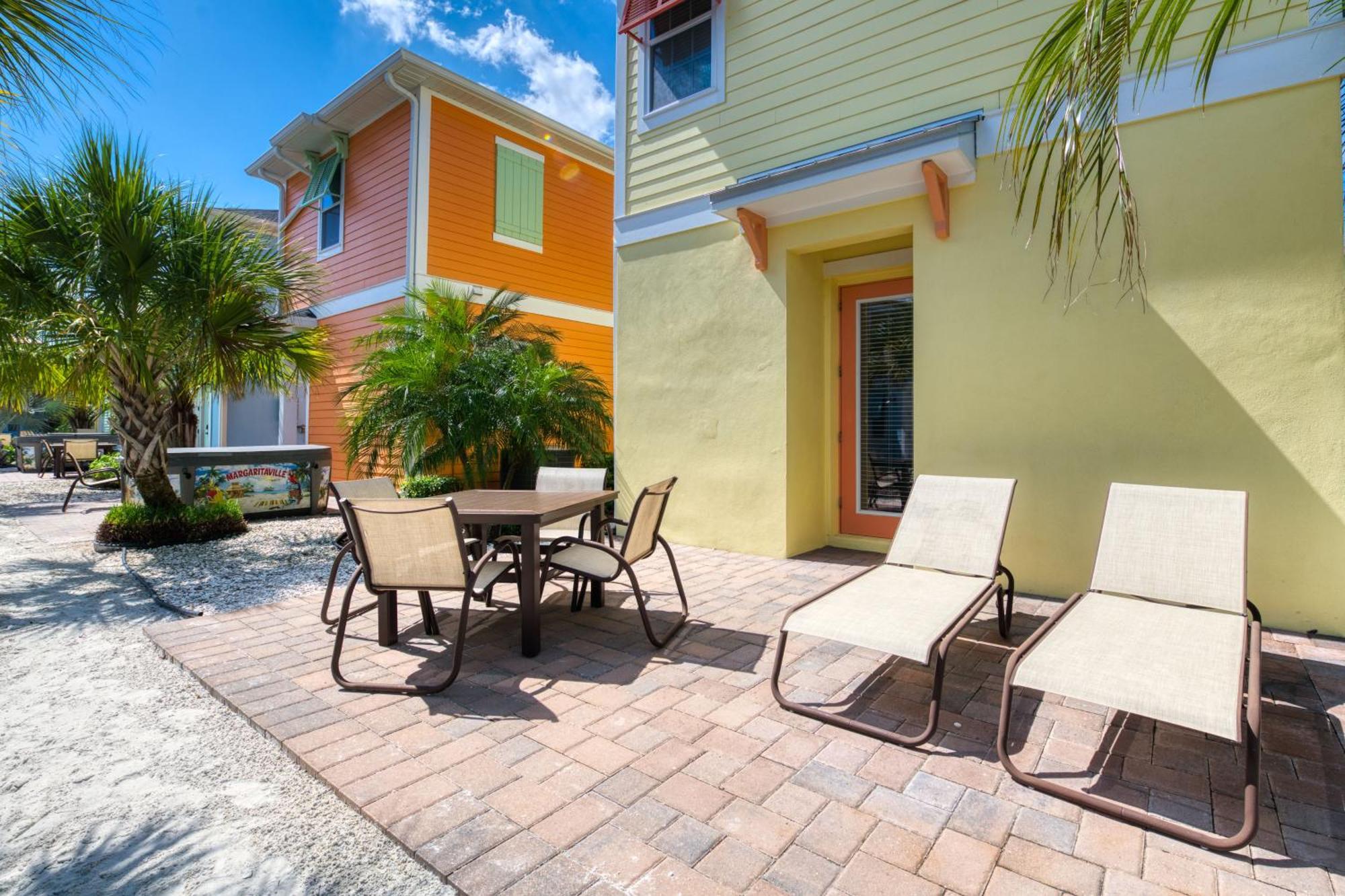Sunny Yellow Near With Margaritaville Access Island H20 Waterpark - 3075kl Holiday home Orlando