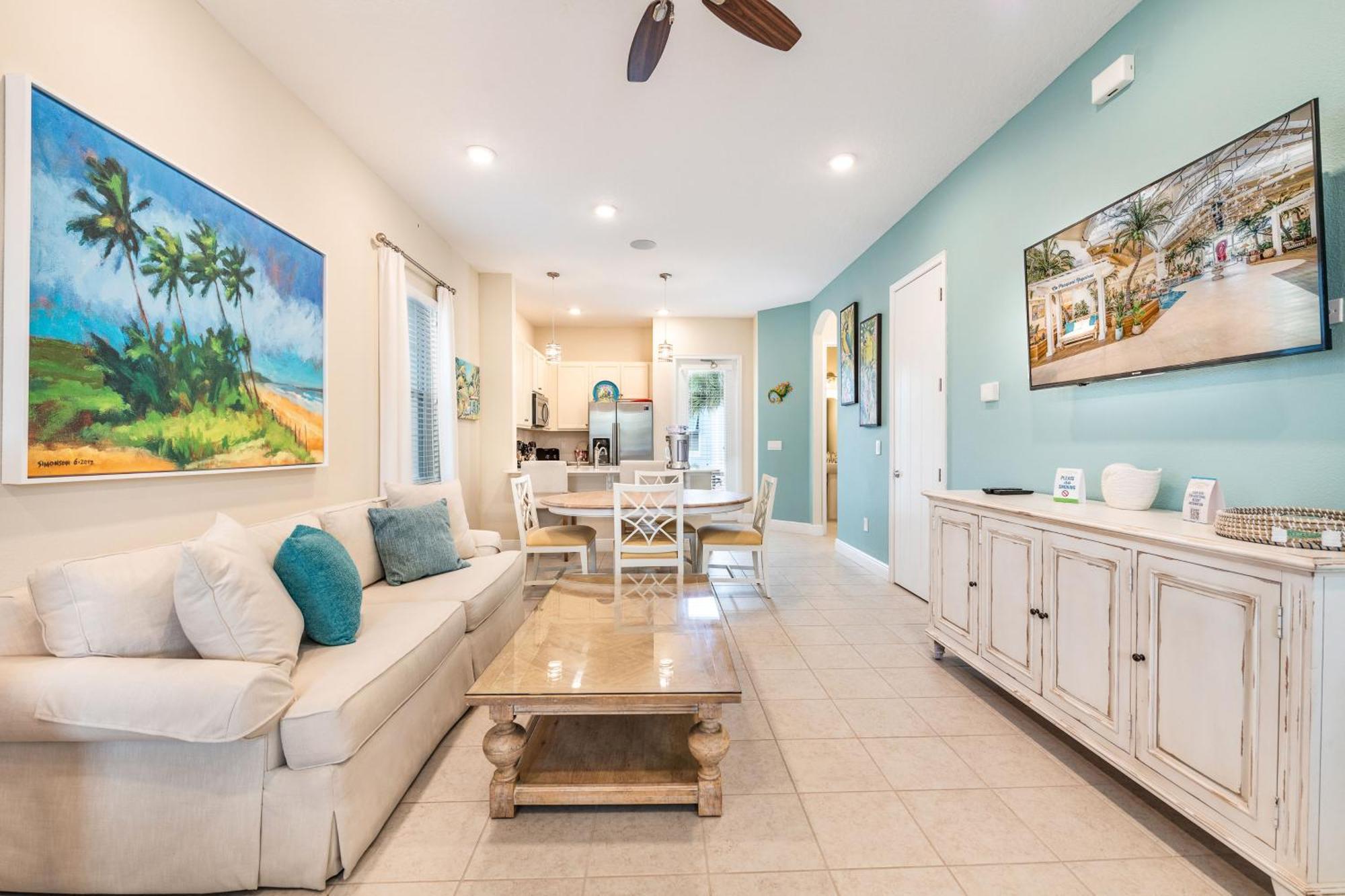 Sunny Yellow Near With Margaritaville Access Island H20 Waterpark - 3075kl Holiday home