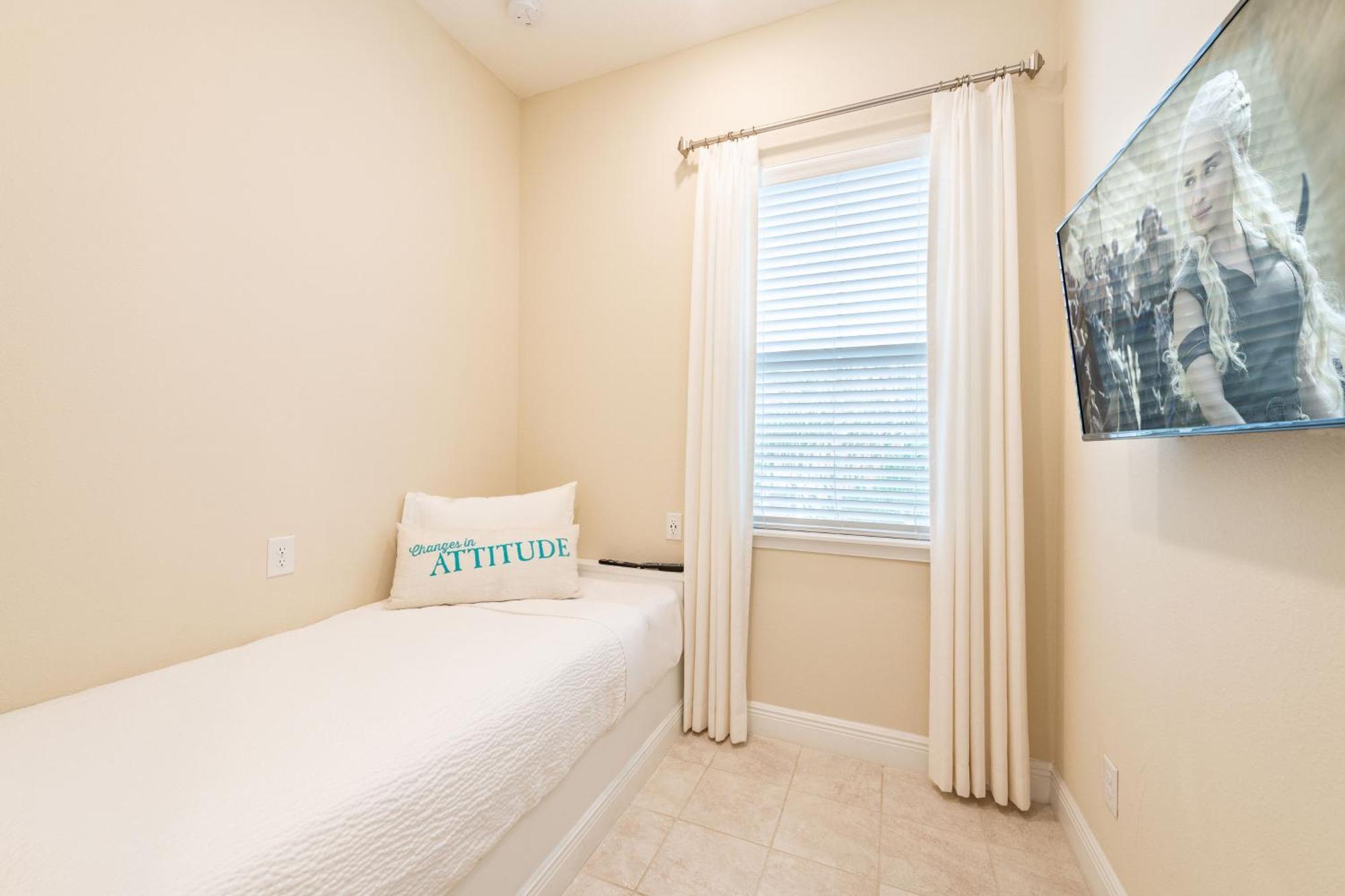 Comfy With Hot Tub Near With Margaritaville Island H2o Access - 8029sb Orlando