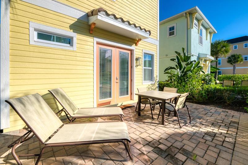 Sunny Near With Margaritaville Island H20 Waterpark Access - 3004sr Holiday home Orlando