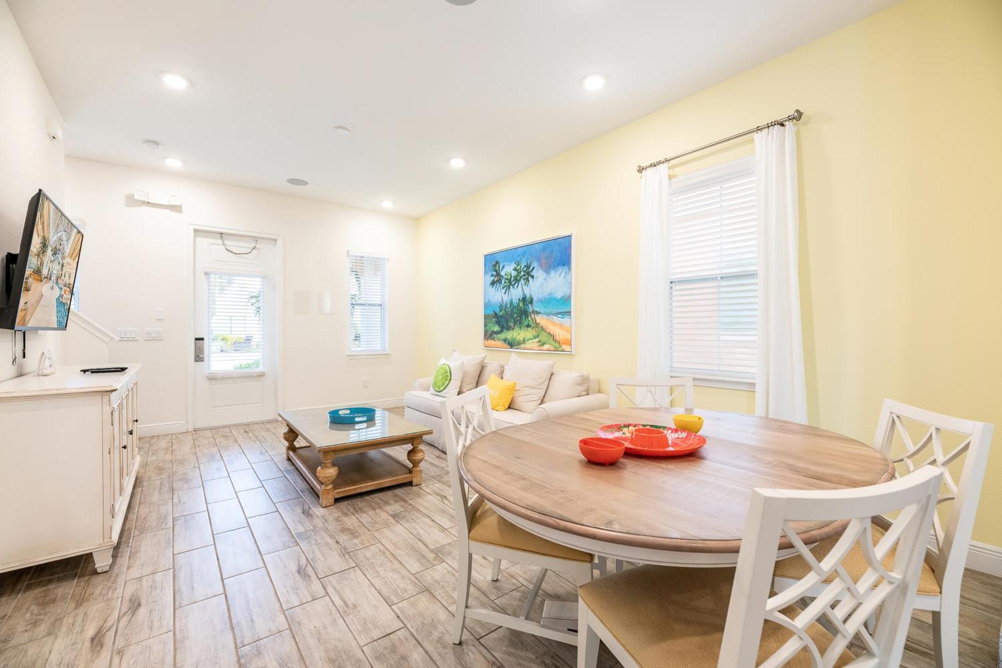 Inviting With Private Hot Tub Near With Margaritaville Island H2o Access - 8072dr Holiday home *