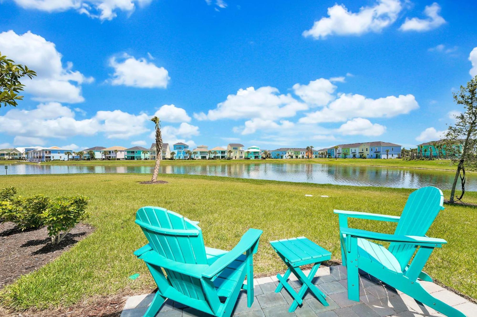 Villa Beautiful Waterfront Near With Margaritaville Island H20 Waterpark Access - 3017cs Orlando