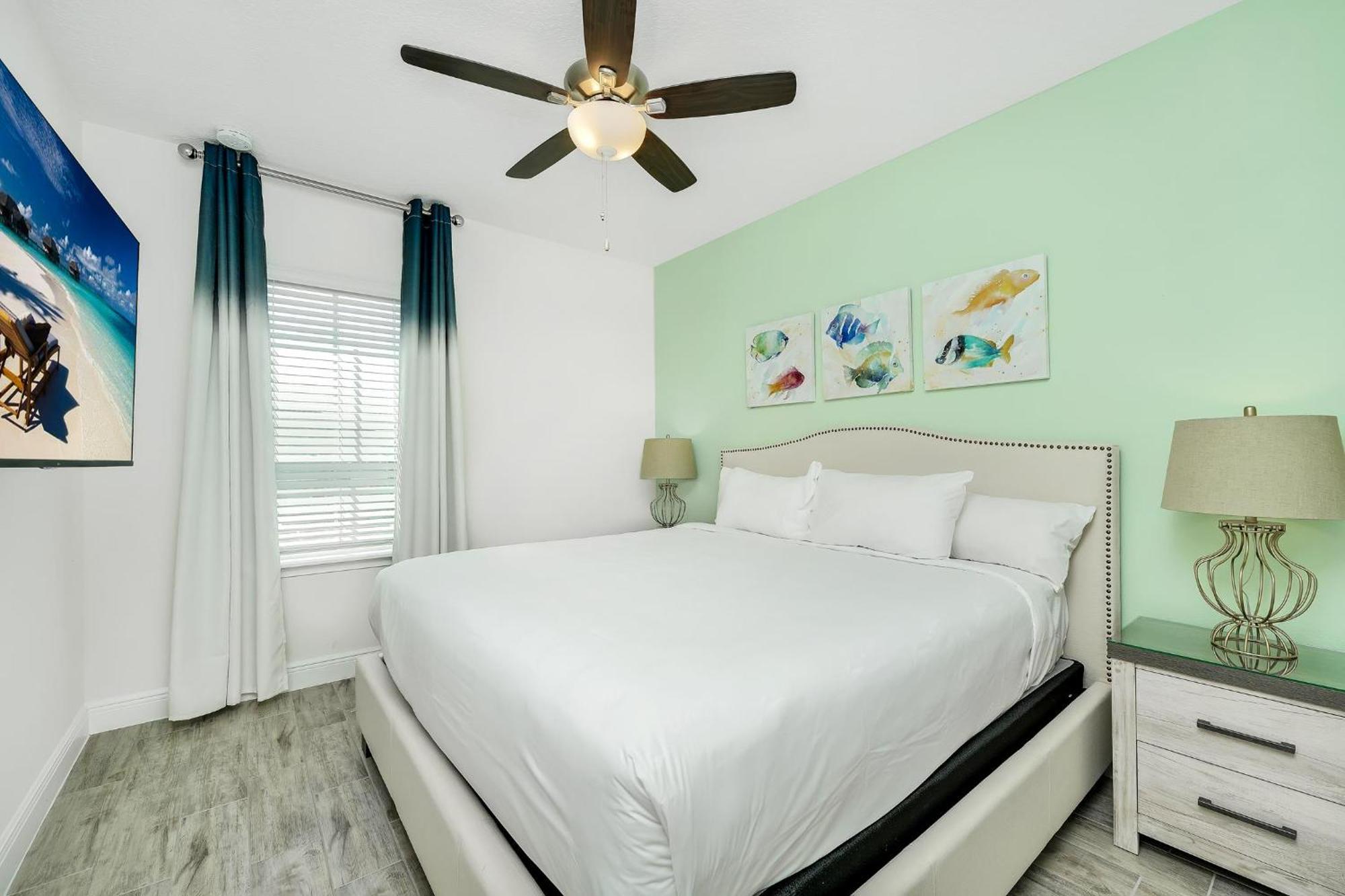 Villa Beautiful Waterfront Near With Margaritaville Island H20 Waterpark Access - 3017cs Orlando