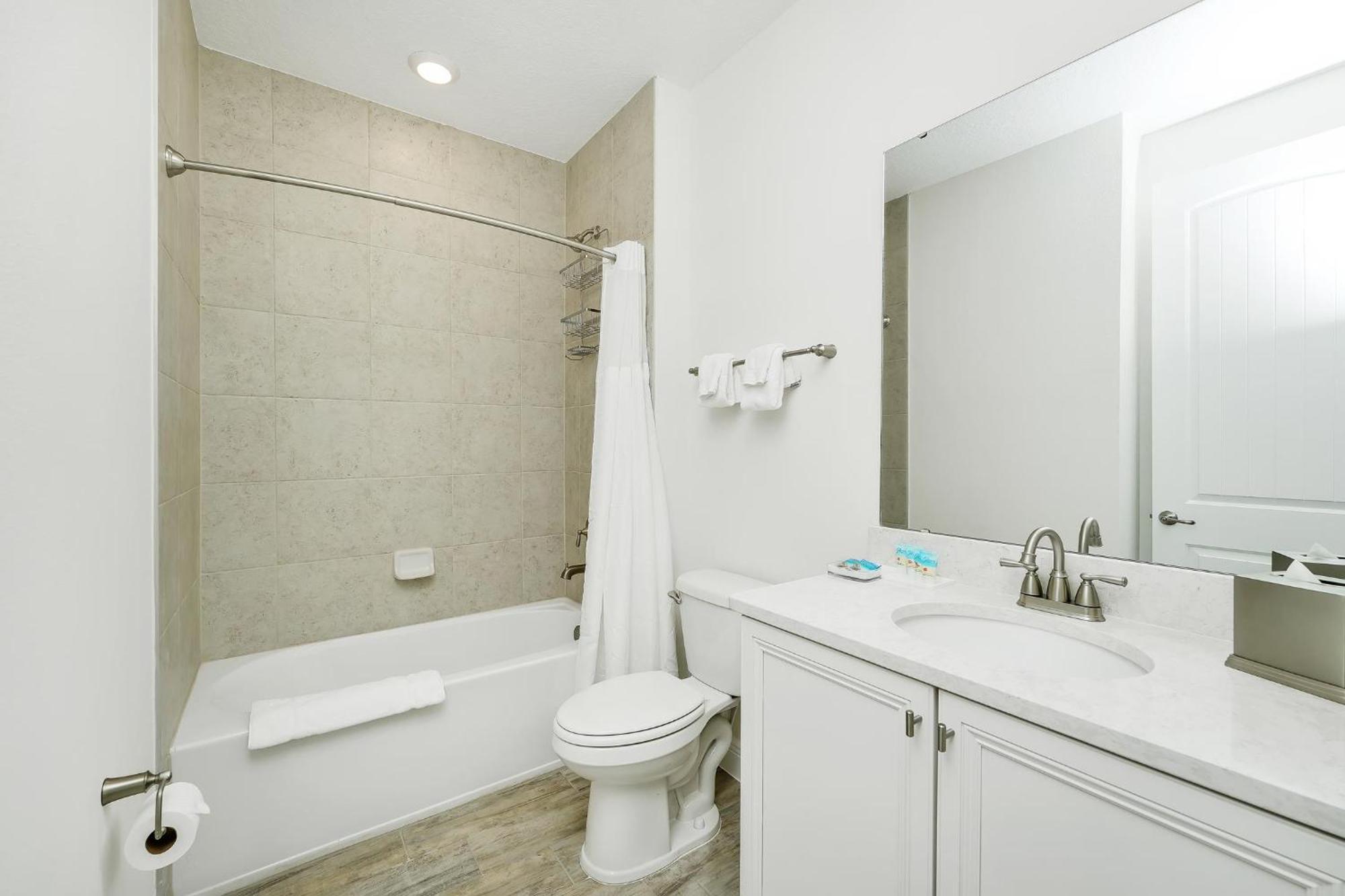Beautiful Waterfront Near With Margaritaville Island H20 Waterpark Access - 3017cs * Orlando
