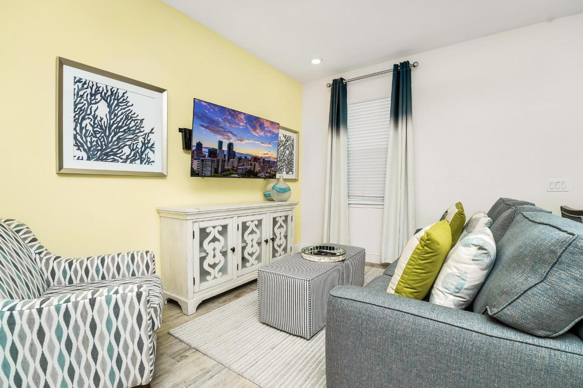 Villa Beautiful Waterfront Near With Margaritaville Island H20 Waterpark Access - 3017cs *
