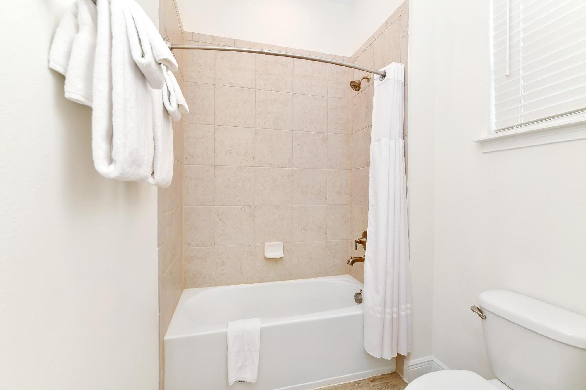 Holiday home Sandy Toes With Private Pool Near And Margaritaville Island H2o Access - 8032st Orlando
