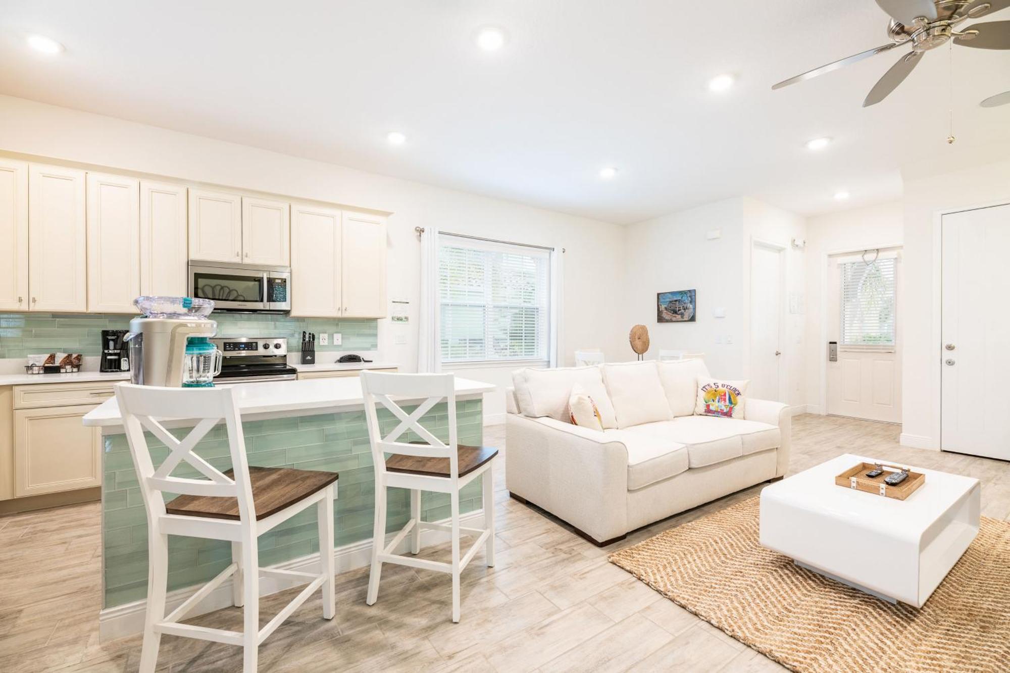 Cozy Peach Near With Margaritaville Island H2o Access - 8029dr Holiday home