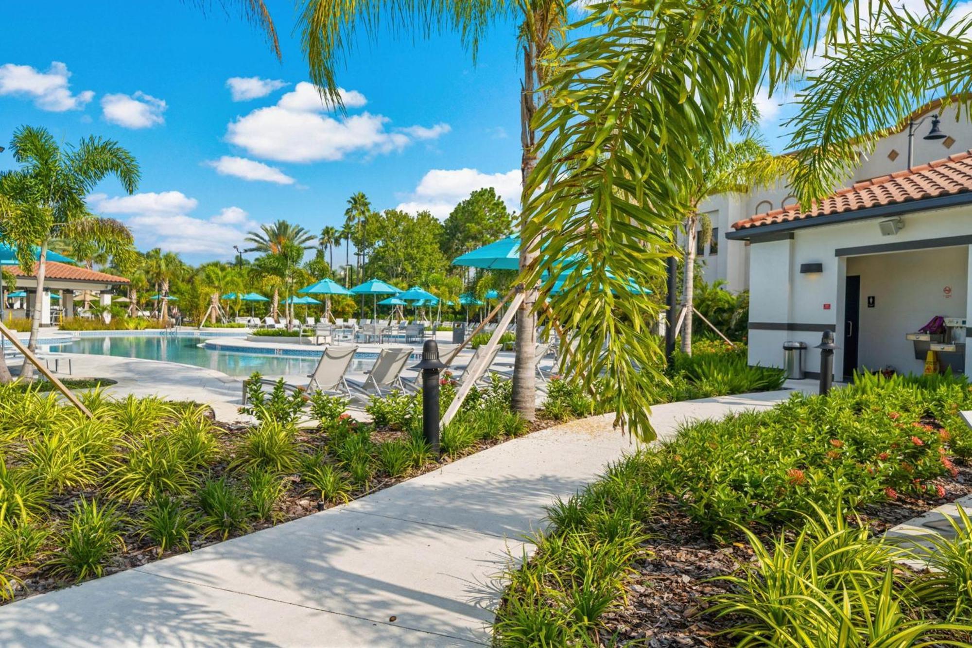 Shoreway Loop Unit 407 * Orlando