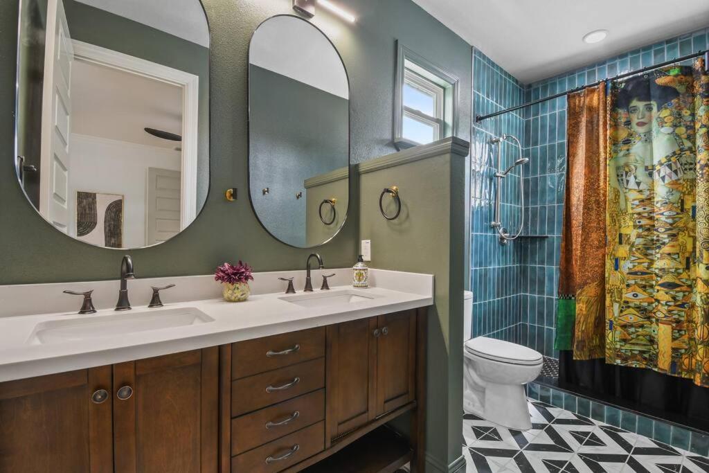 Villa 5 Bdr 4,5 Bth - Pool Table - Fenced Yard Orlando