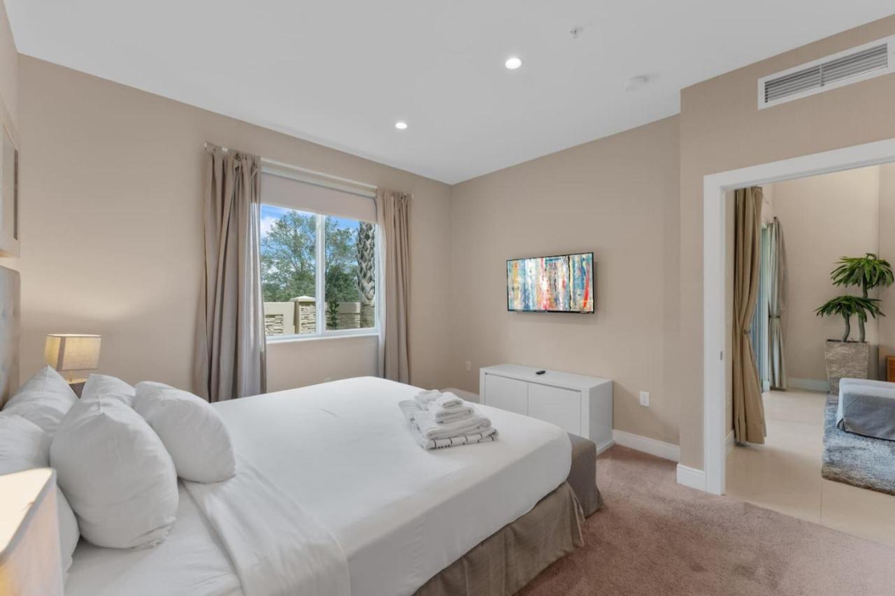 Luxury 4br Townhouse Next To 3173