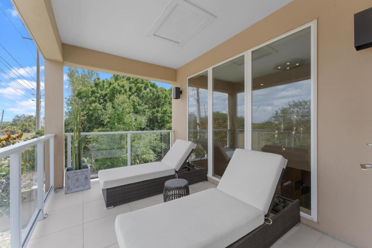 Luxury 4br Townhouse Next To 3173 Holiday home *