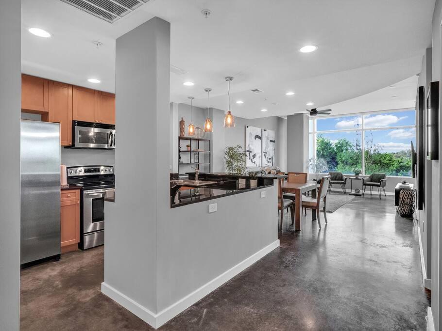 Eola Thornton Park Modern 2bed 2bath Secure Parking Apartment *