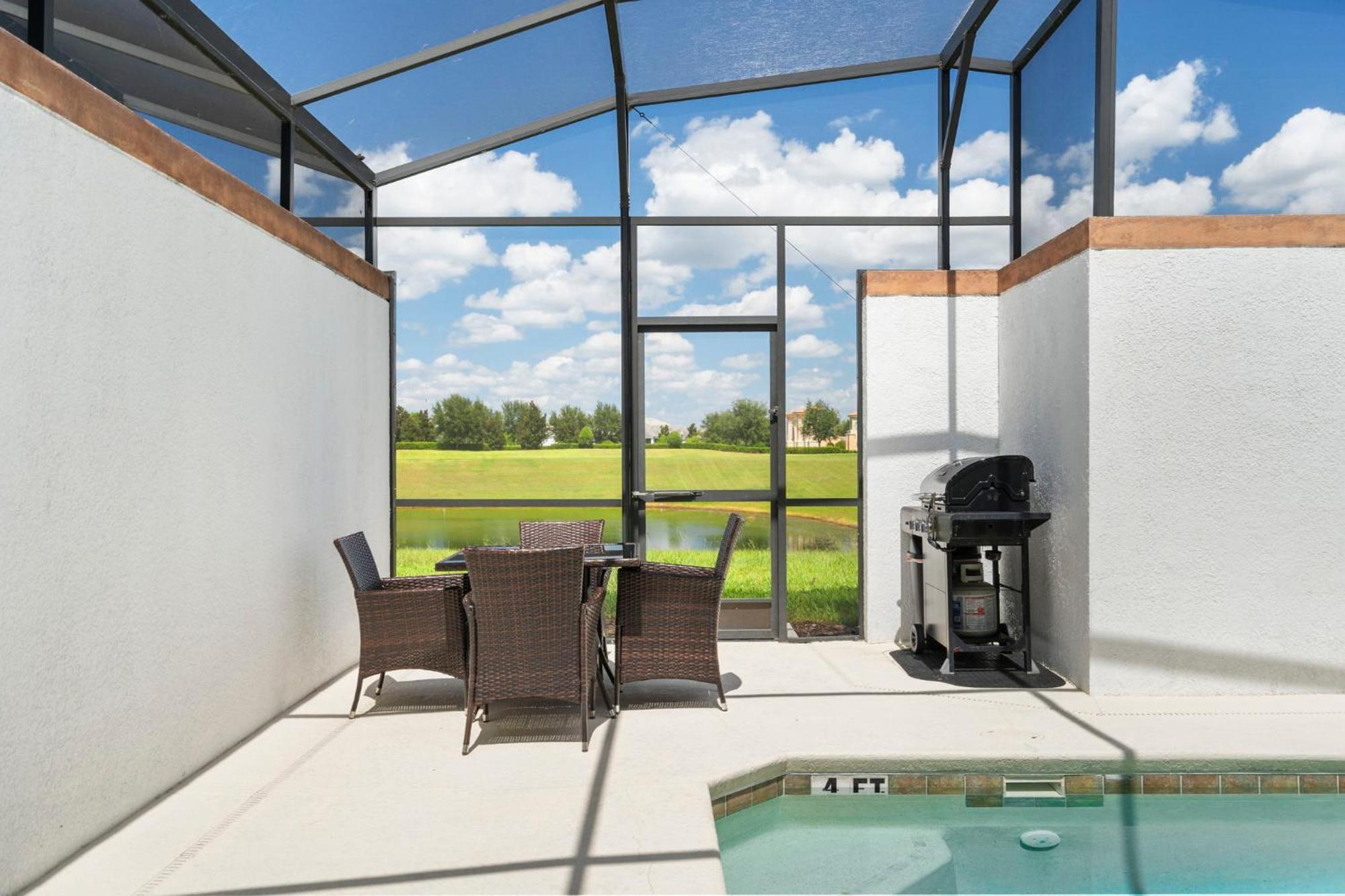 4 Bedrooms - 3 Bathrooms - Champions Gate 8967 Sd *