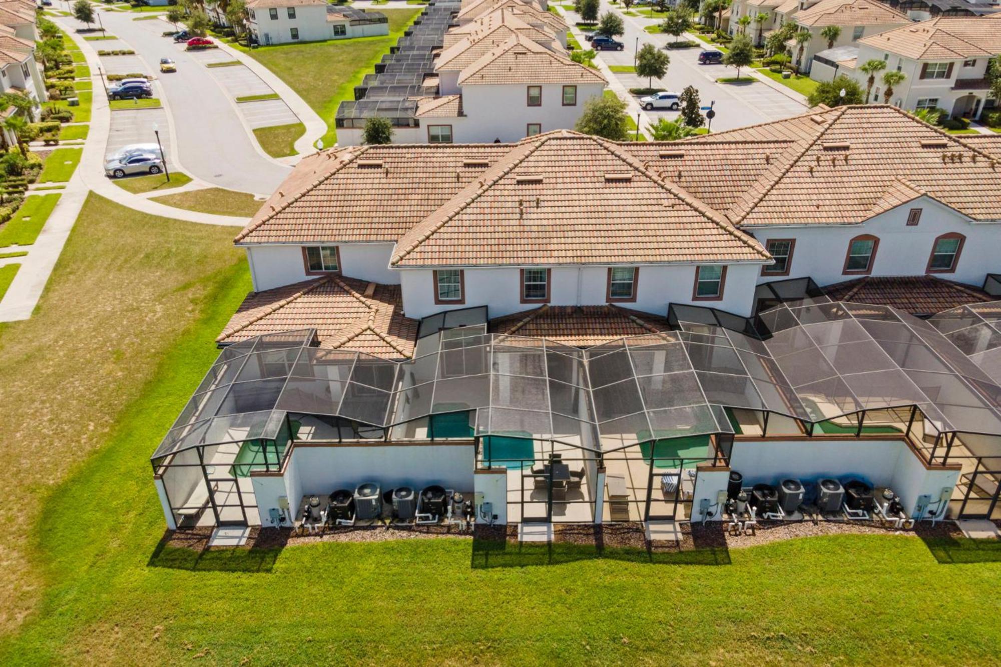 4 Bedrooms - 3 Bathrooms - Champions Gate 8967 Sd Holiday home