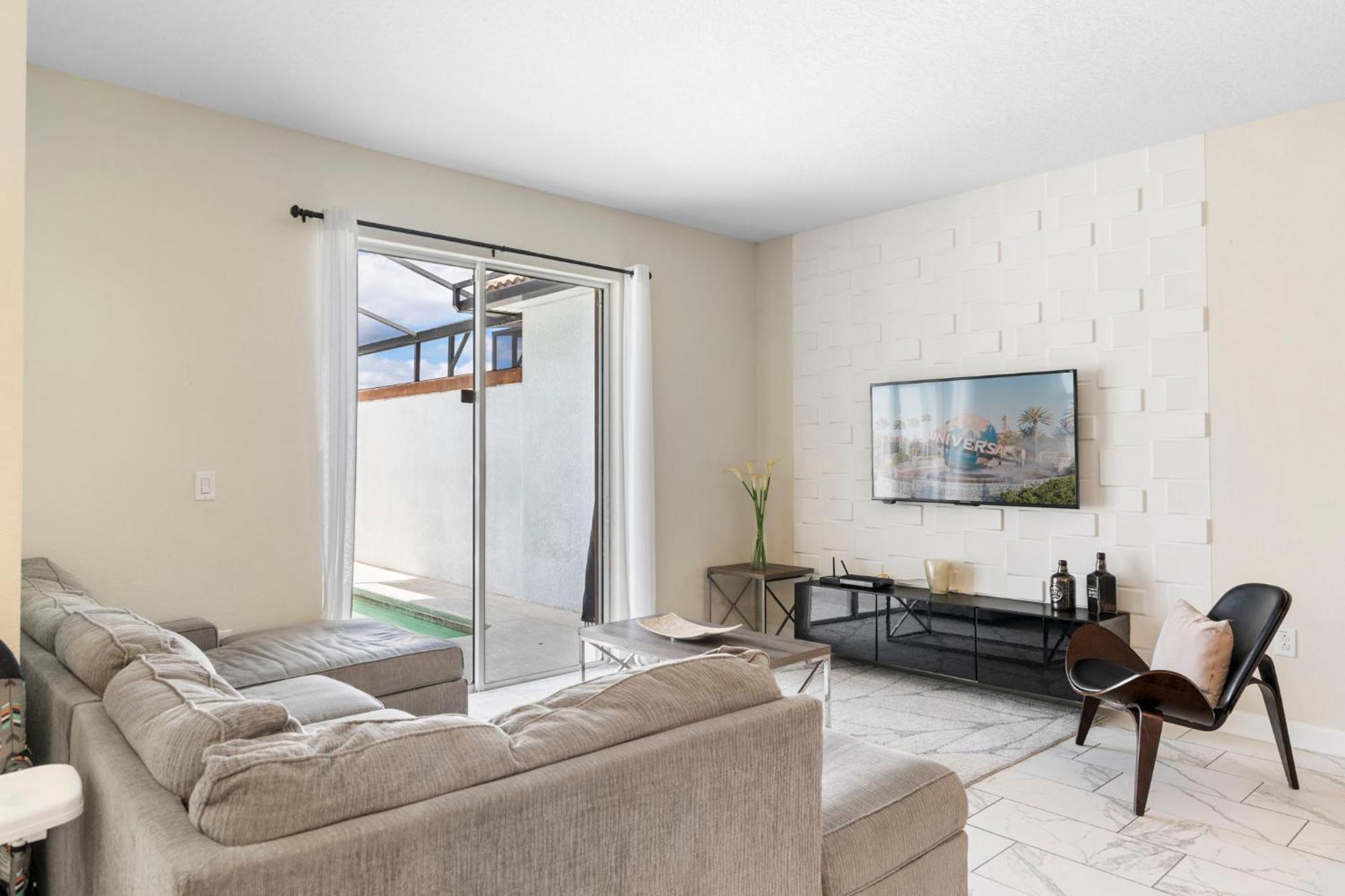 4 Bedrooms - 3 Bathrooms - Champions Gate 8967 Sd Orlando