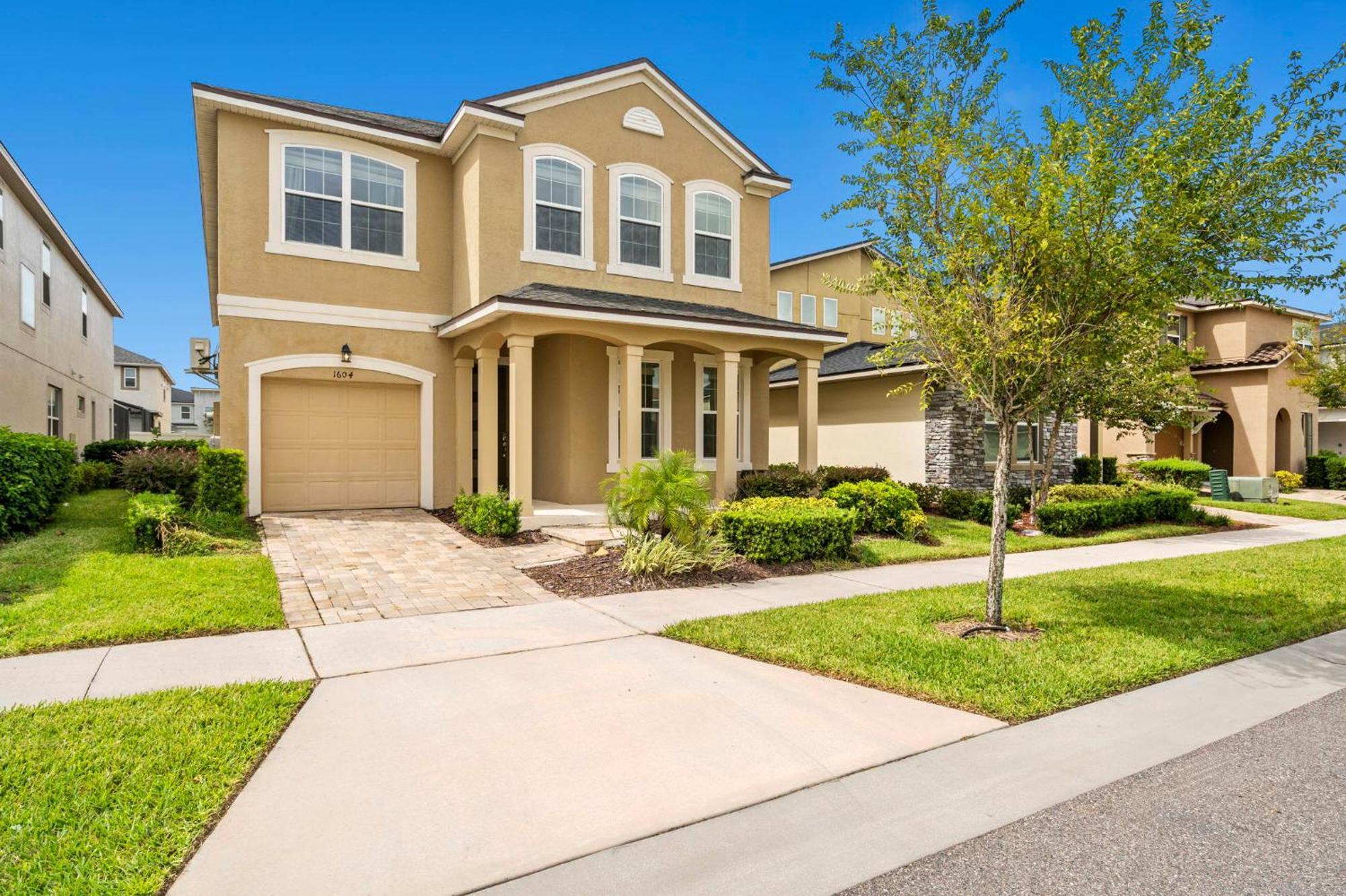 7 Bedrooms - 6,5 Bathrooms - Solara 1604 Hg Orlando