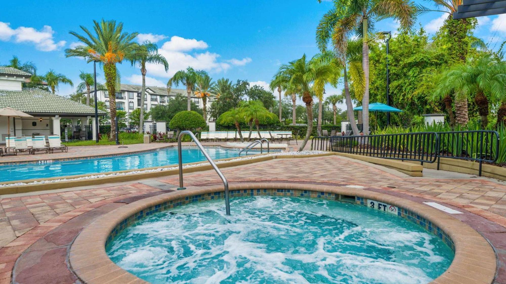 Apartment New! Gorgeous Vista Cay Luxury Secret Near Theme Parks, And Walk To The Convention Center Orlando