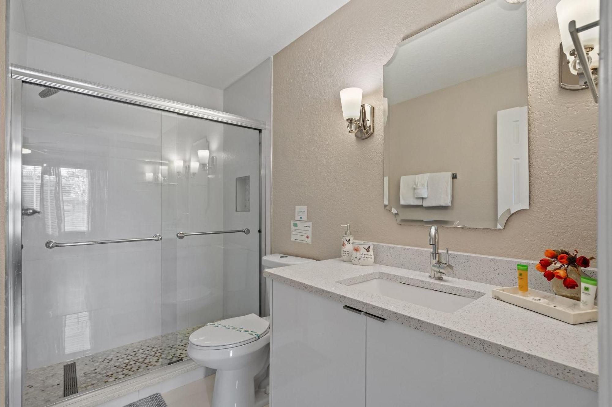 7819 - 6 Quartos / 4 Banheiros | Piscina Privativa | Sala De Jogos Dos Vingadores Holiday home *