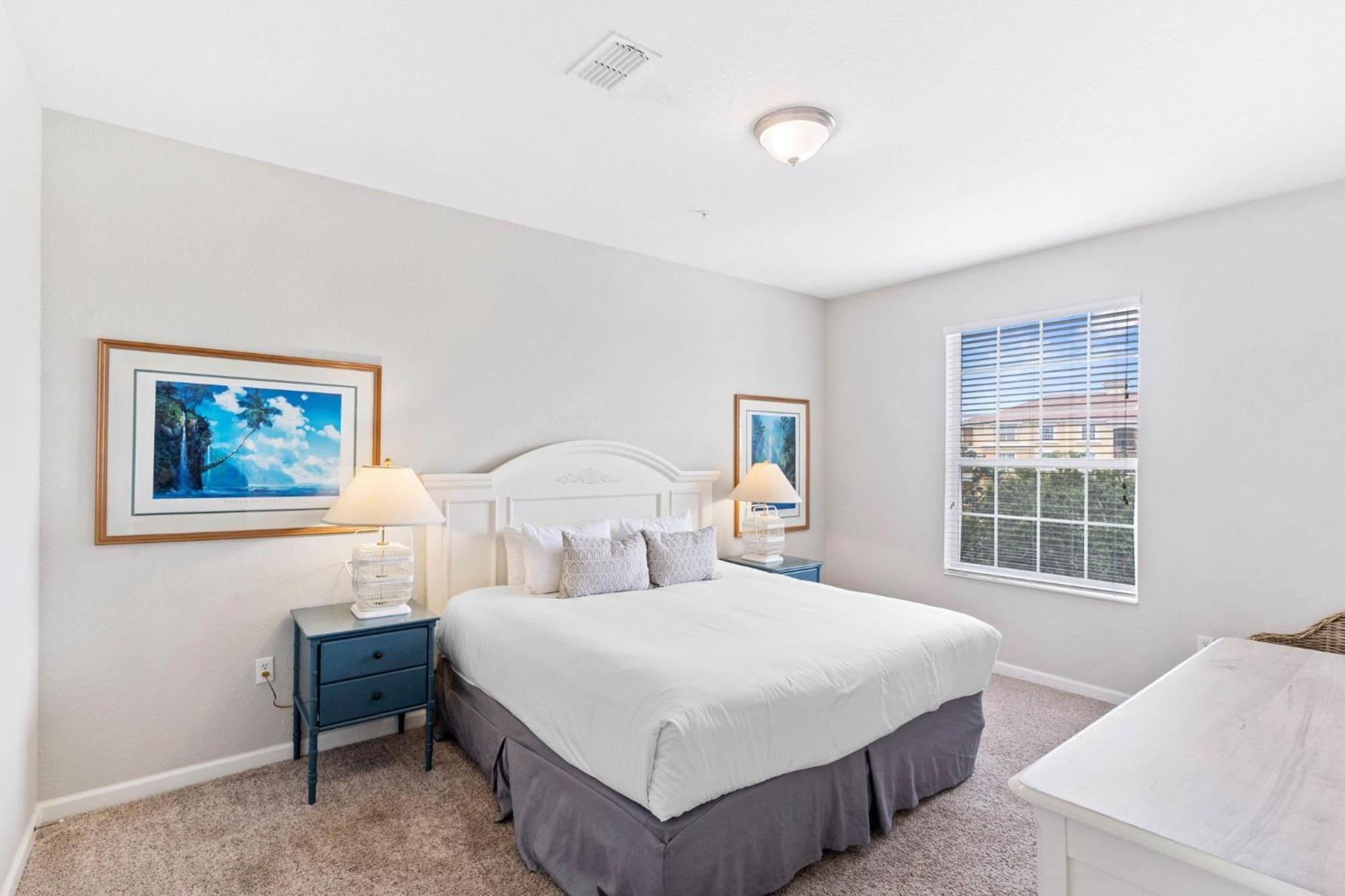 - Vista Cay 213