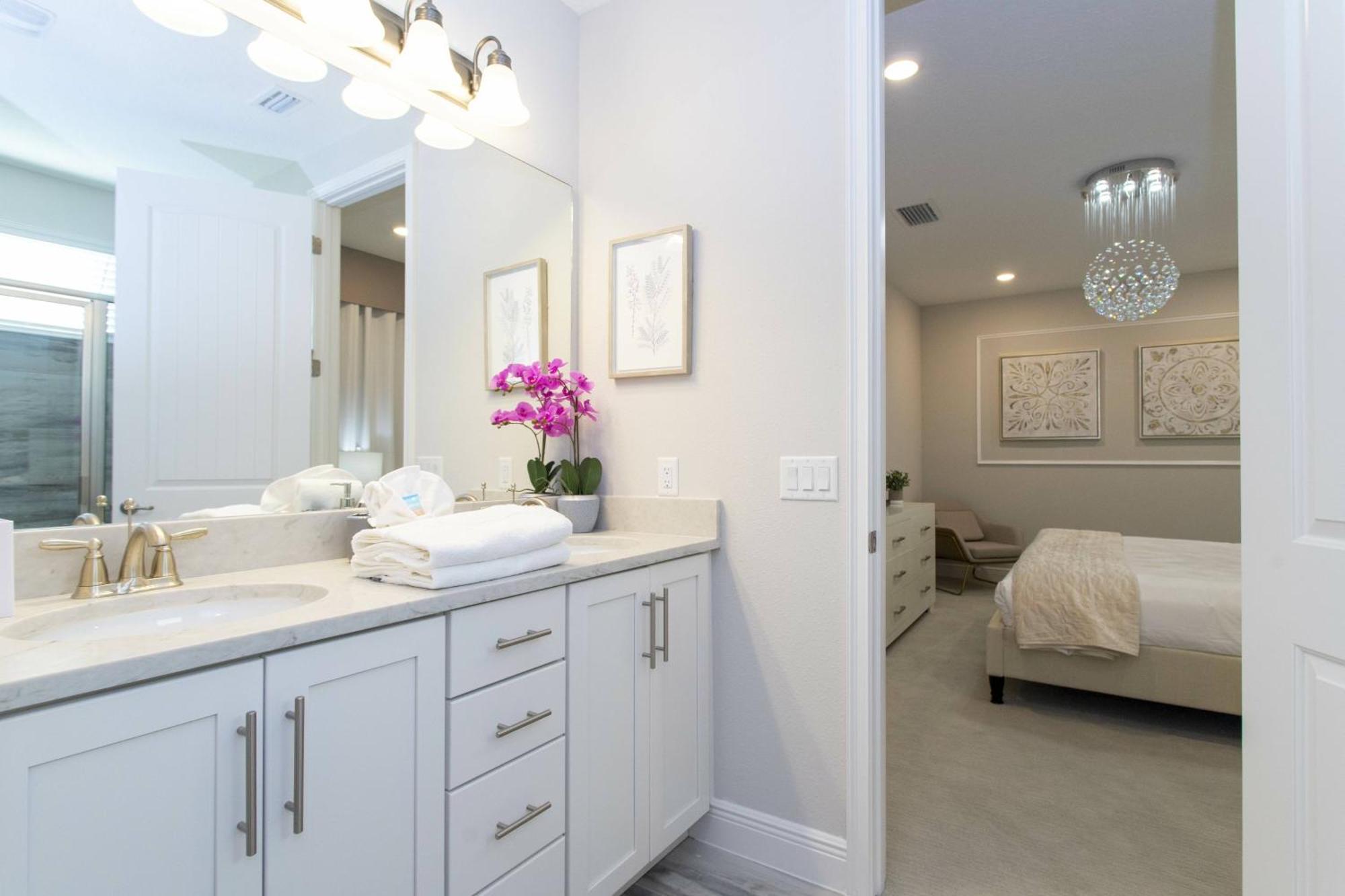 - Encore 629 Villa Orlando