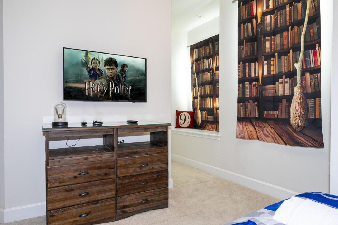 Family Fun Near - Pool, Bbq & Themed Orlando