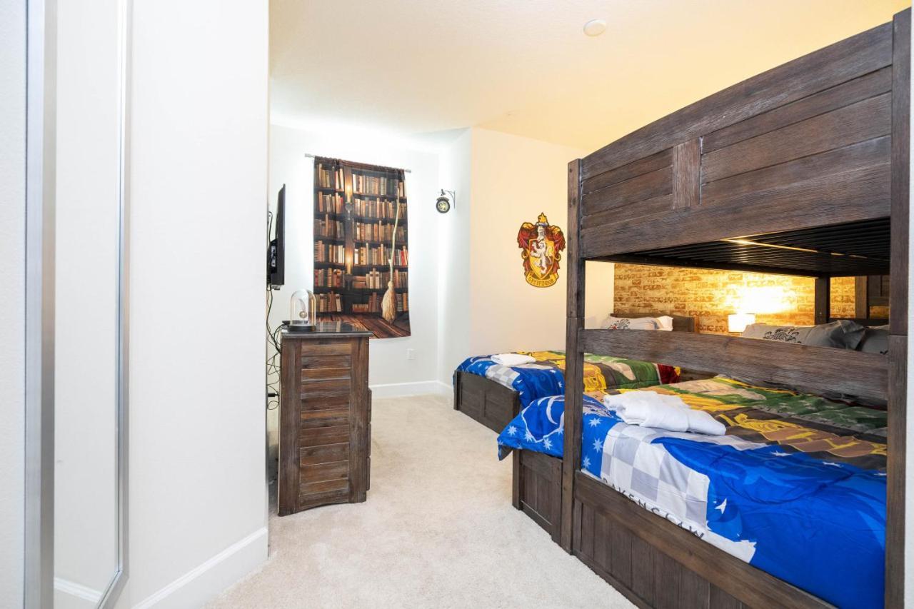 Family Fun Near - Pool, Bbq & Themed Holiday home Orlando