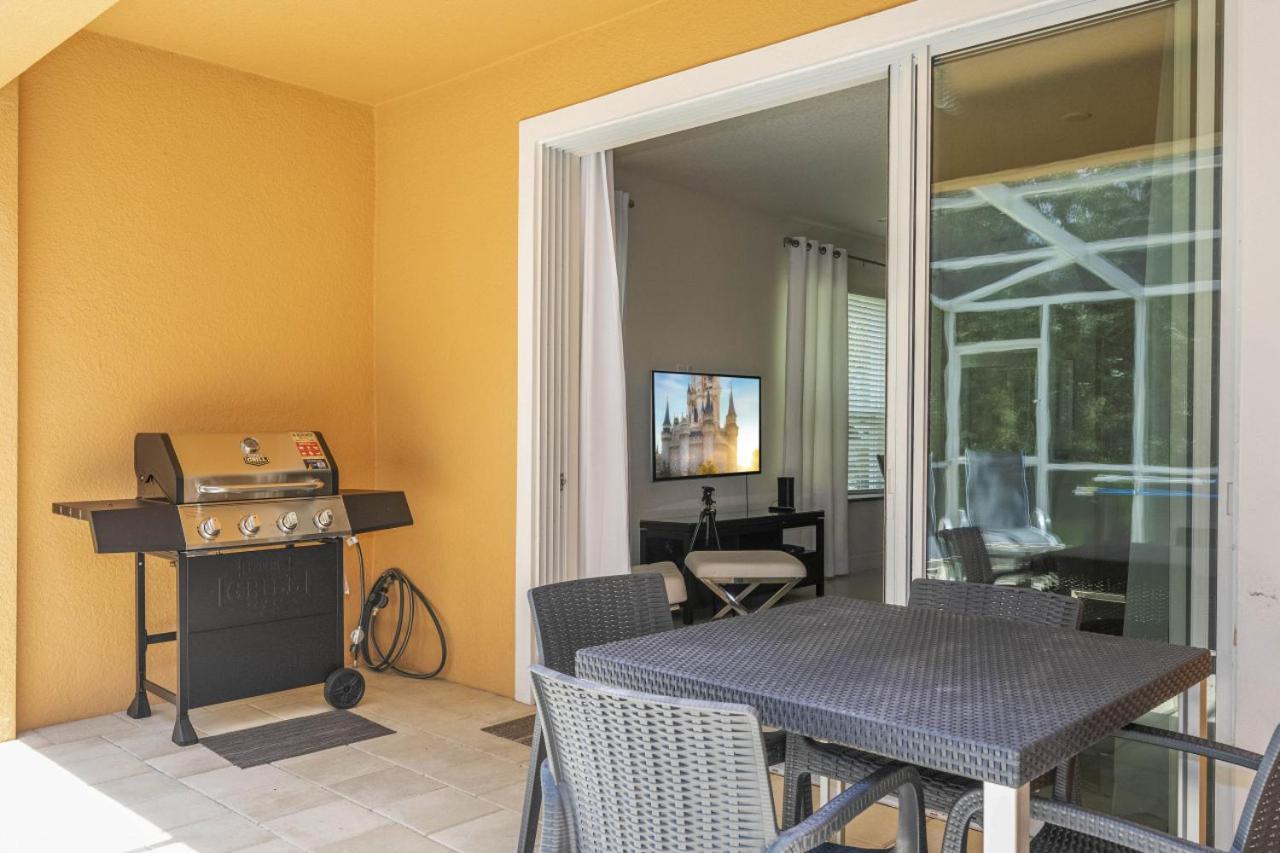 Family Fun Near - Pool, Bbq & Themed Orlando