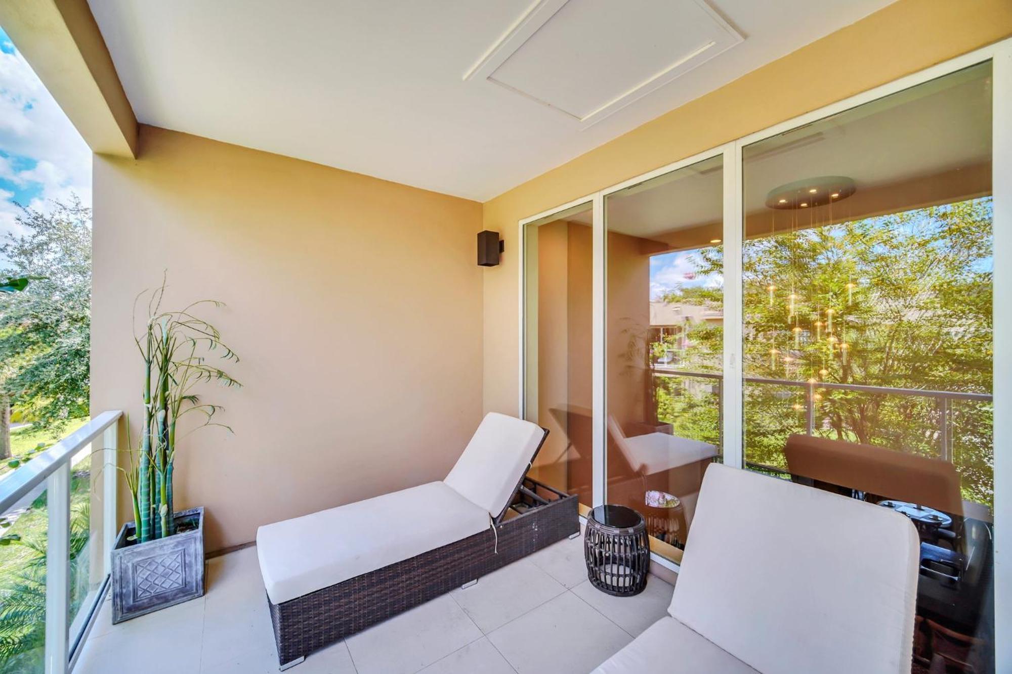 Holiday home 4bd Luxury With Bbq 5 Min From *