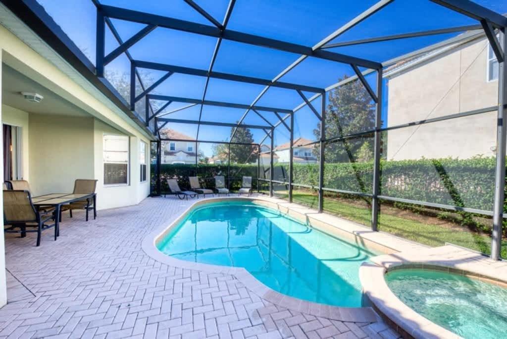 Windsor Hills Pool Near Orlando