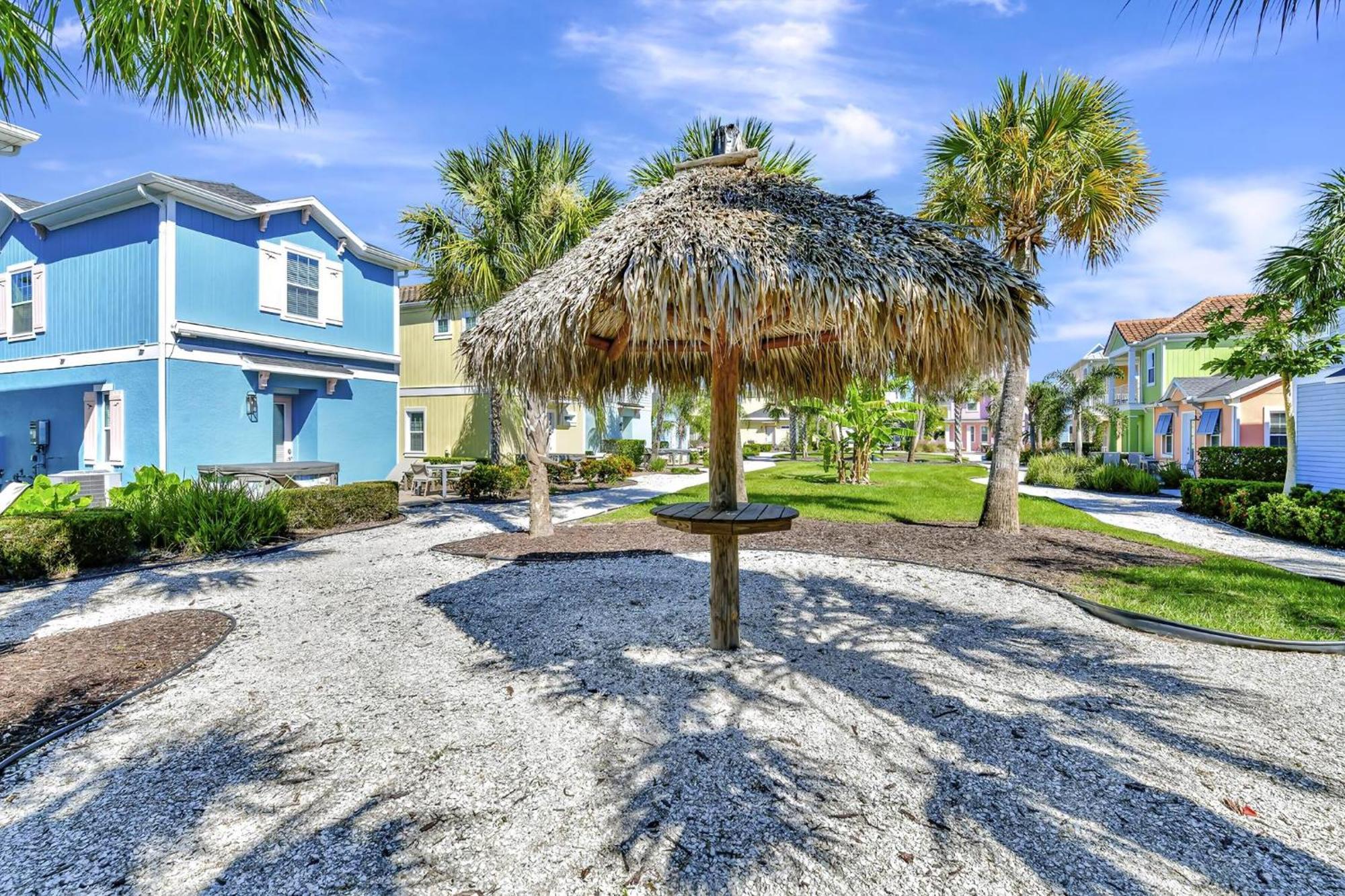 Casa Blanca With Hot Tub Near With Margaritaville Island H2o Access - 8032su Holiday home