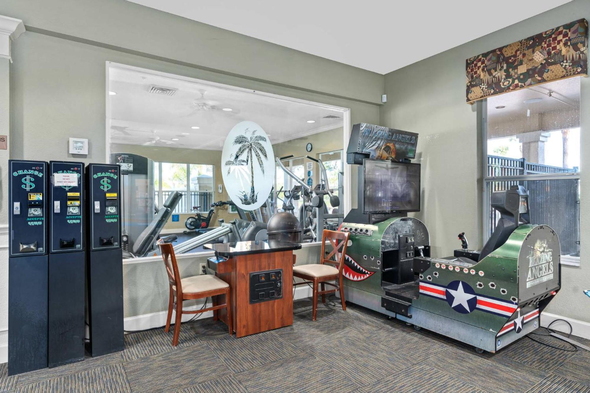 Elegant Townhome W Water Park Near Parks *