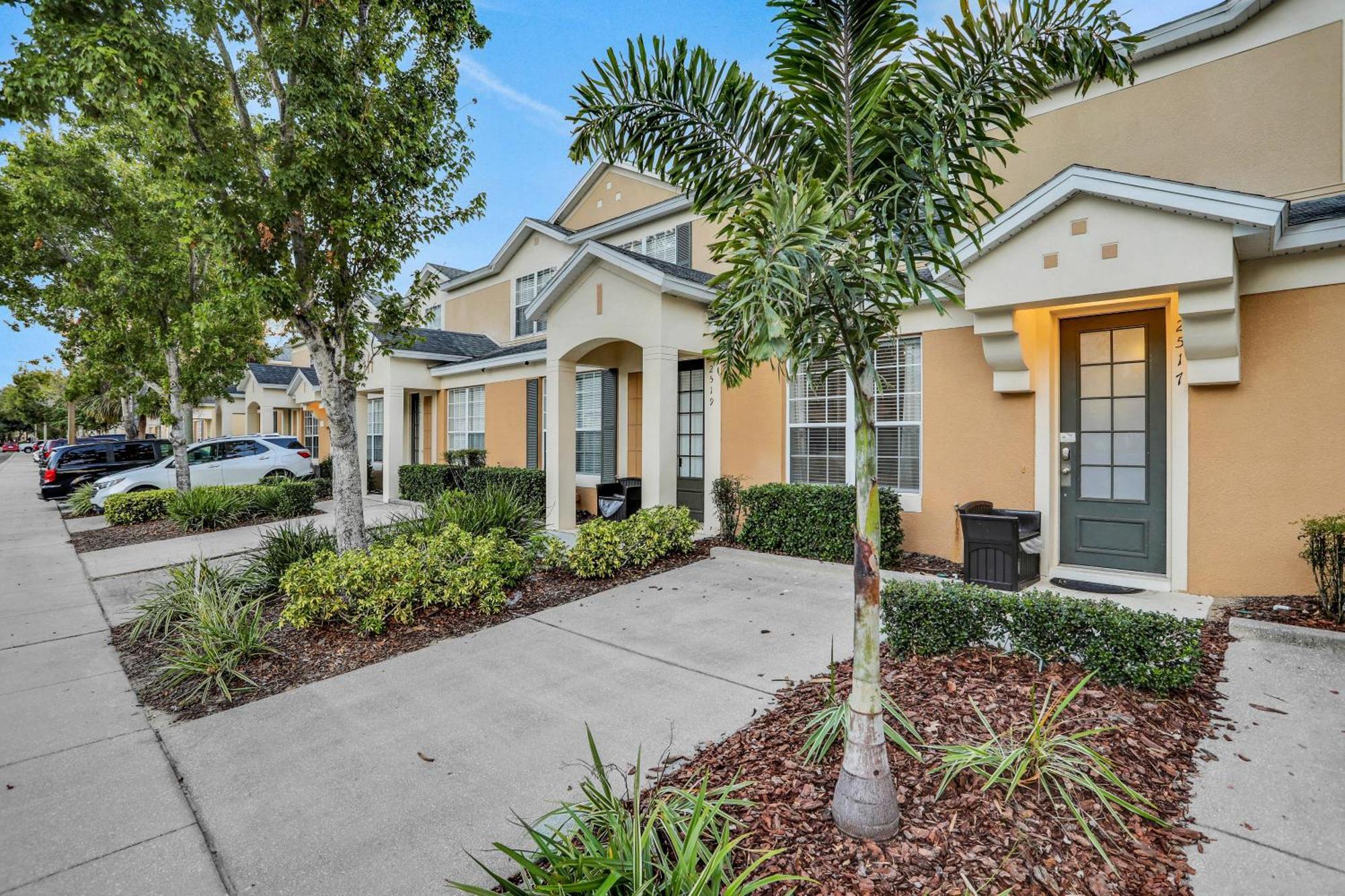 Holiday home Elegant Townhome W Water Park Near Parks Orlando