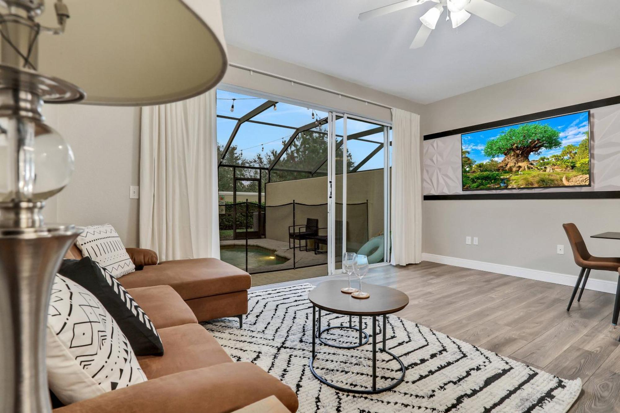 Elegant Townhome W Water Park Near Parks Holiday home