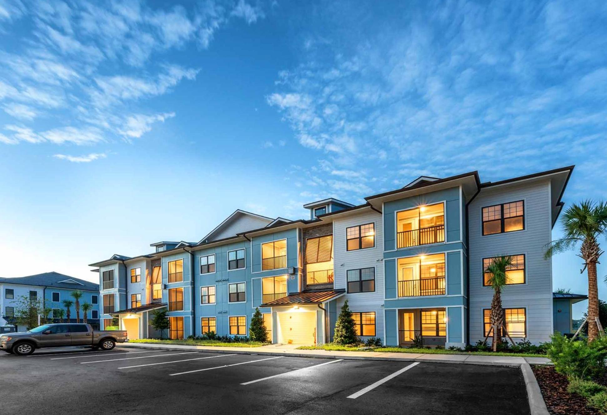 Full Apartment, 15 Min To Disney, King Bed Pet-friendly, Resort-style Amenities Apartment Orlando