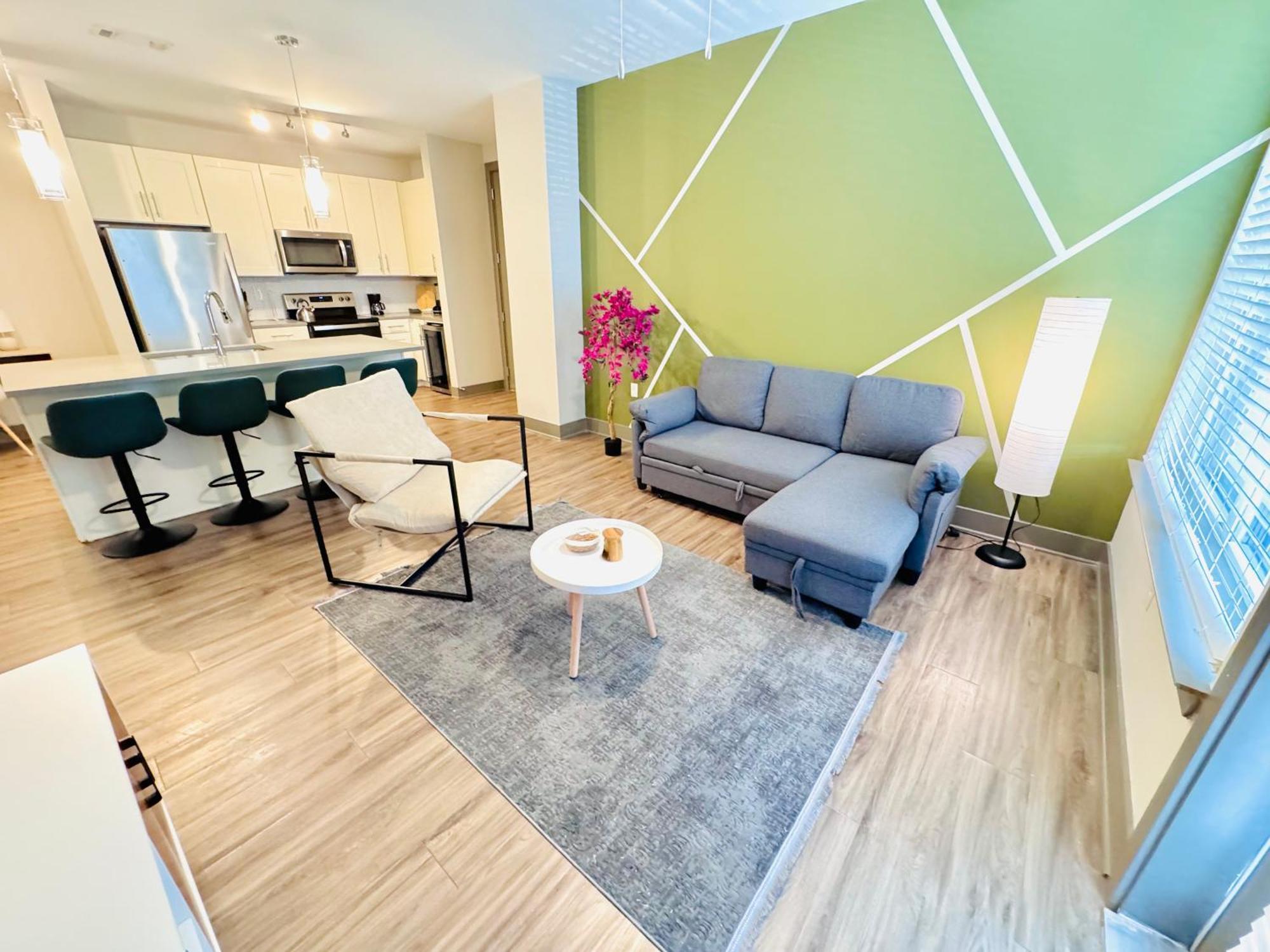 Apartment Full Apartment, 15 Min To Disney, King Bed Pet-friendly, Resort-style Amenities *