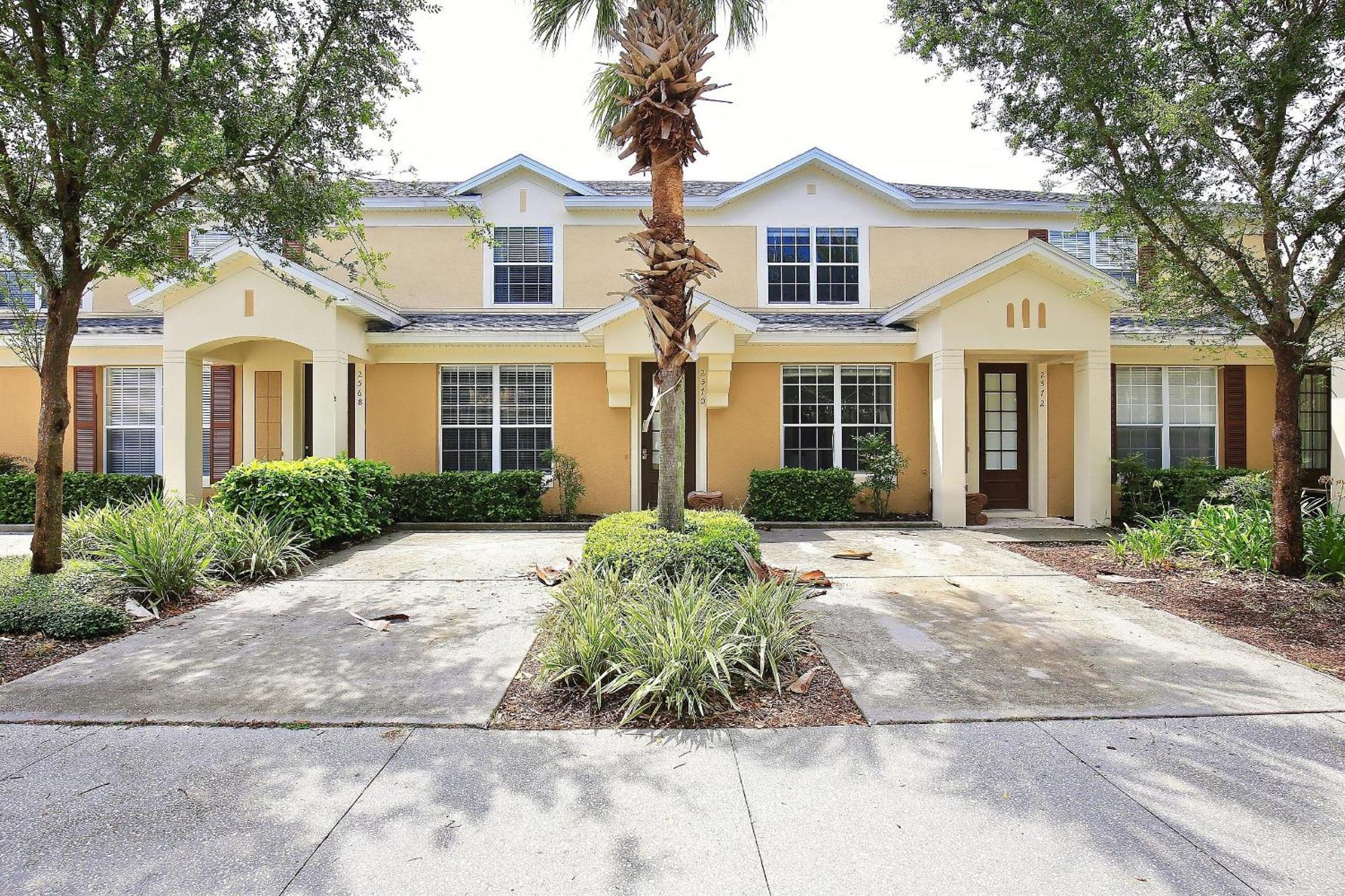 3bd/3ba Adventure Townhome | Access Orlando