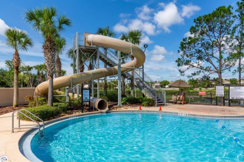 Windsor Hills Pool Near Villa *
