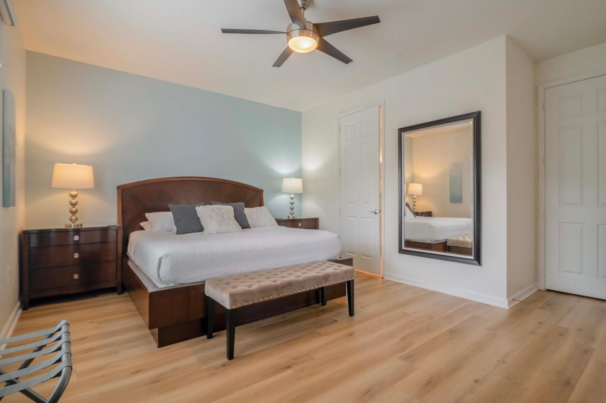 Vista Cay Poolside Retreat: Convention Center Proximity Holiday home *