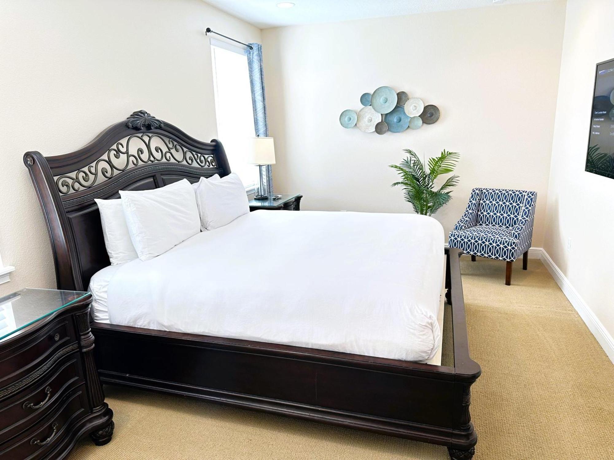 6 Bedrooms Pool Encore Reunion Gated