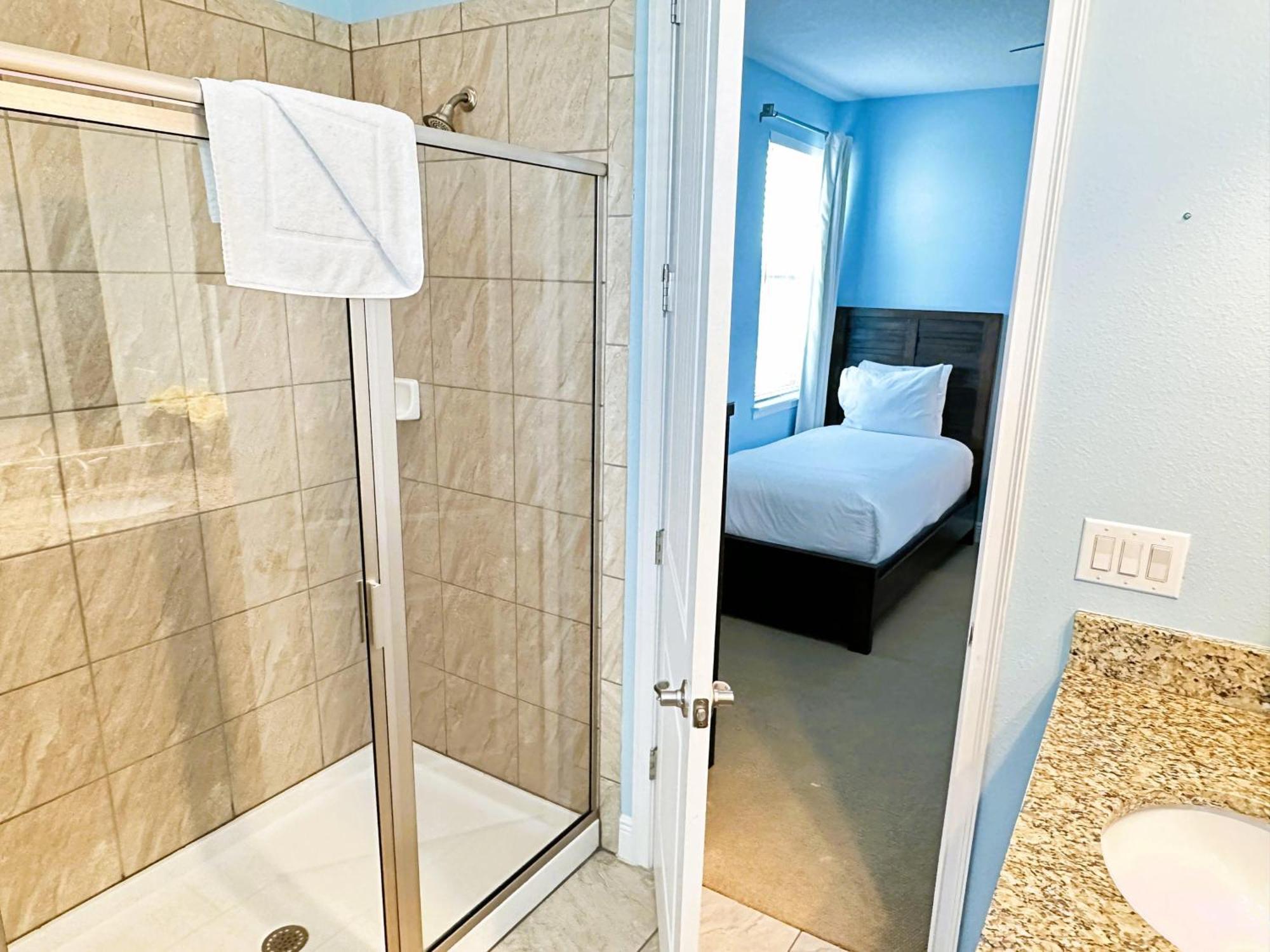 6 Bedrooms Pool Encore Reunion Gated