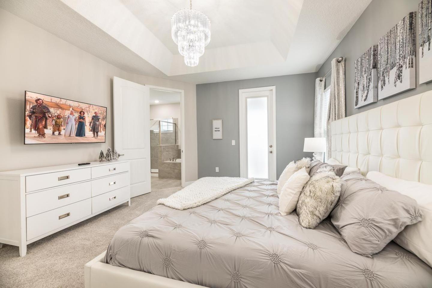 Sophisticated 6 Bdrm With Movie At Encore *