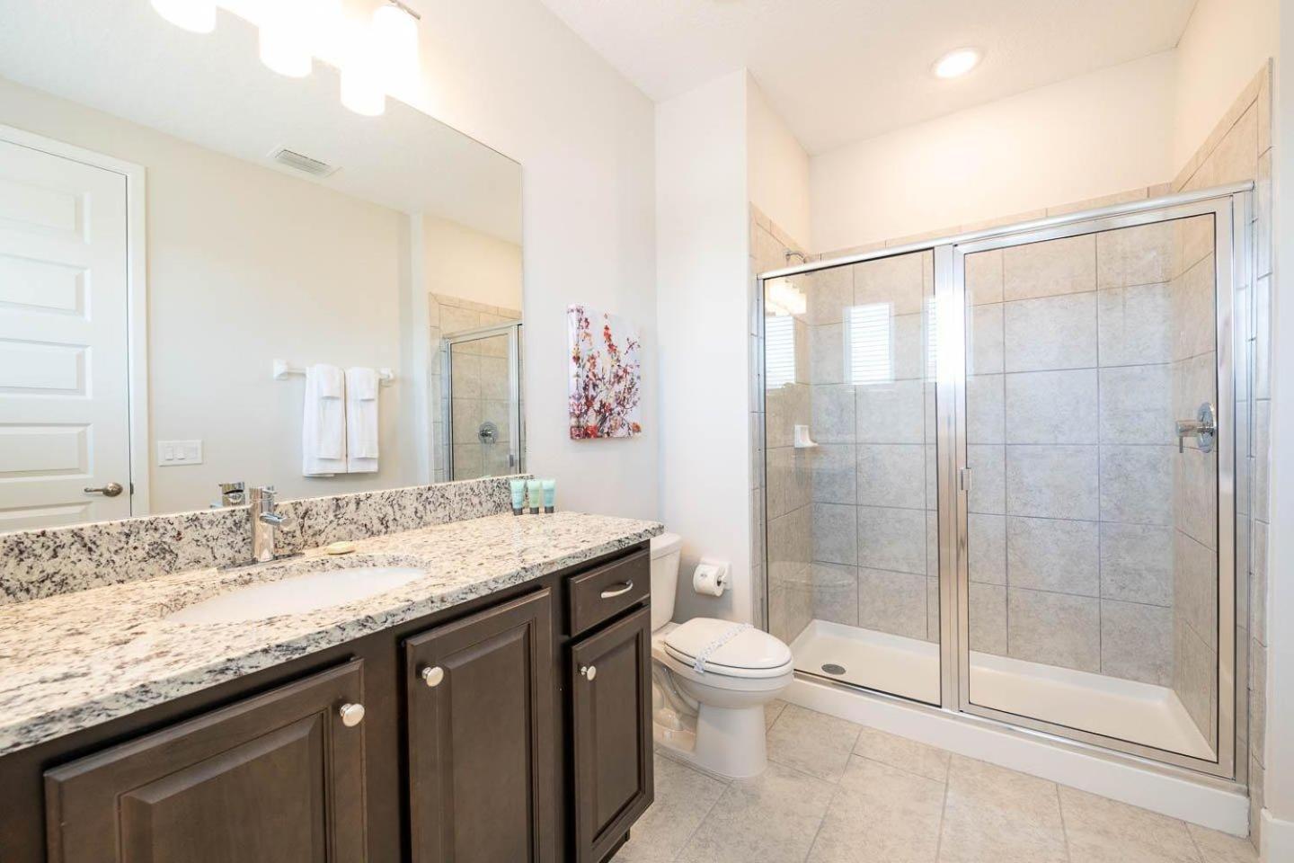 Colorful 8 Bdrm With Theater At Encore Holiday home Orlando