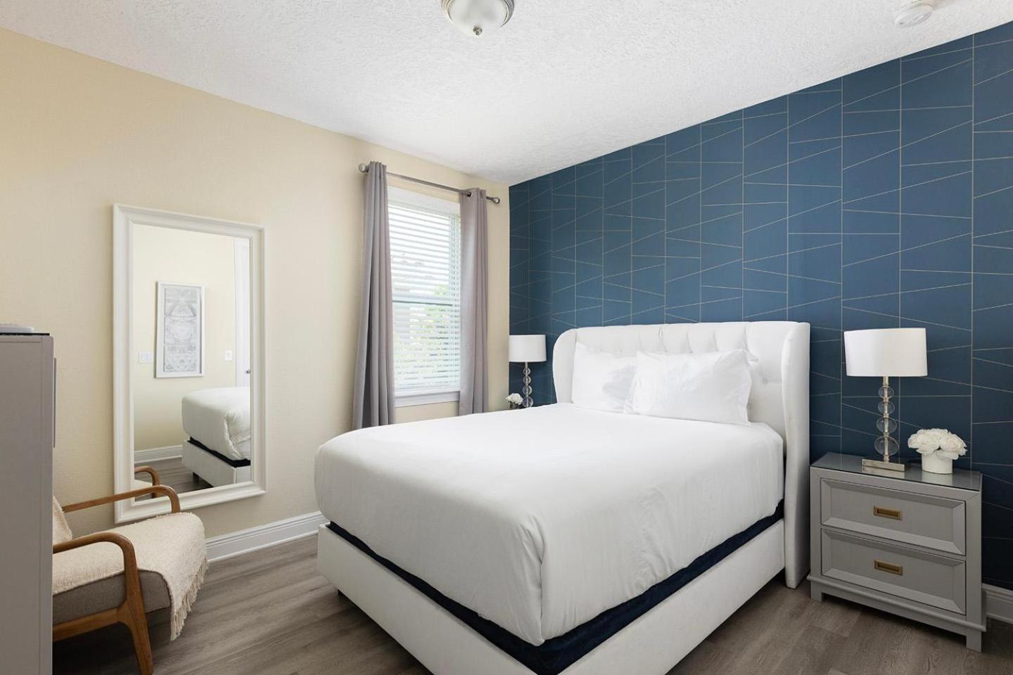 Modern 5 Bdrm With Galactic Bedroom At Encore Holiday home *