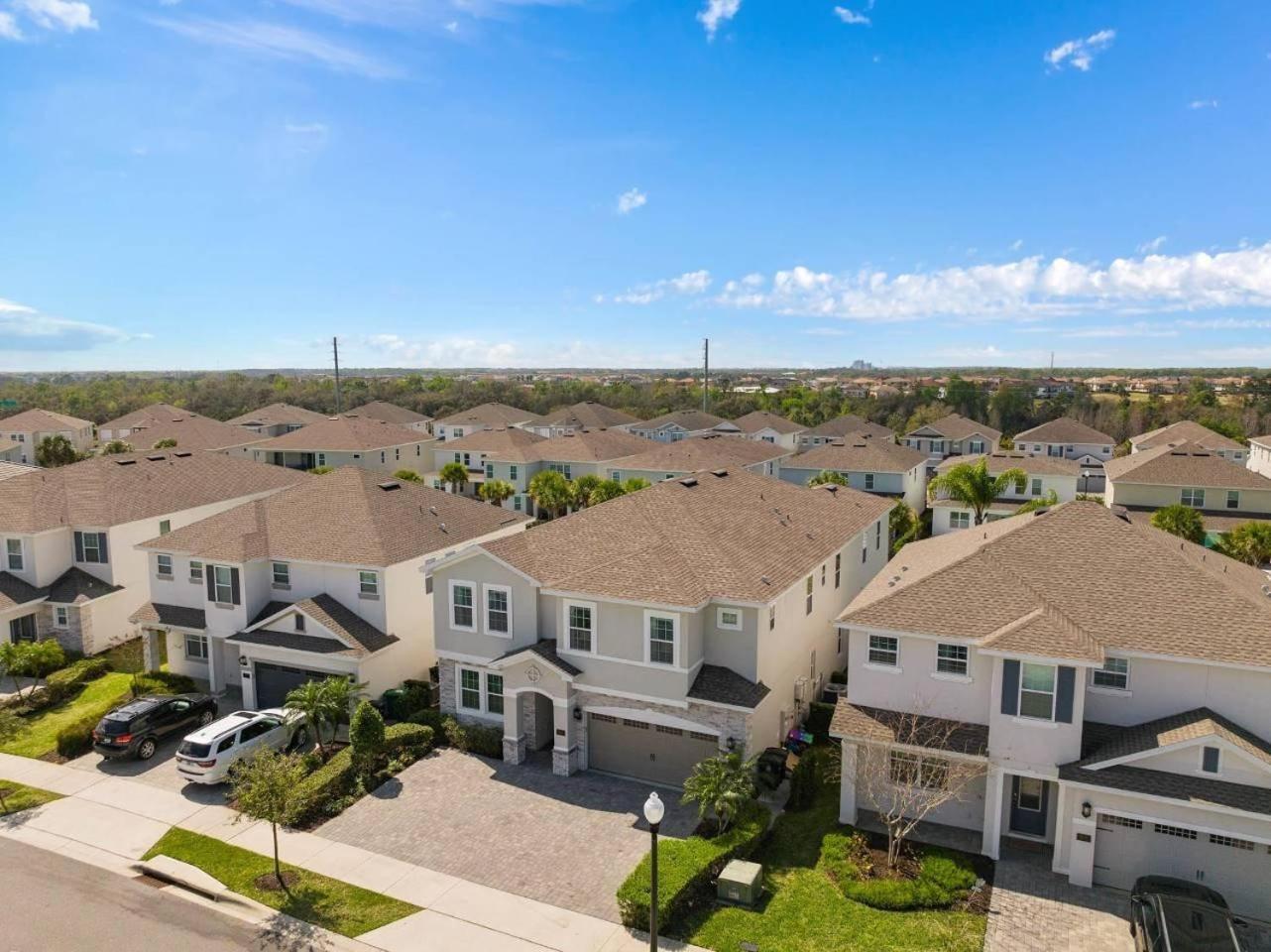 Stylish 10 Bdrm With Galactic Themed In Encore *